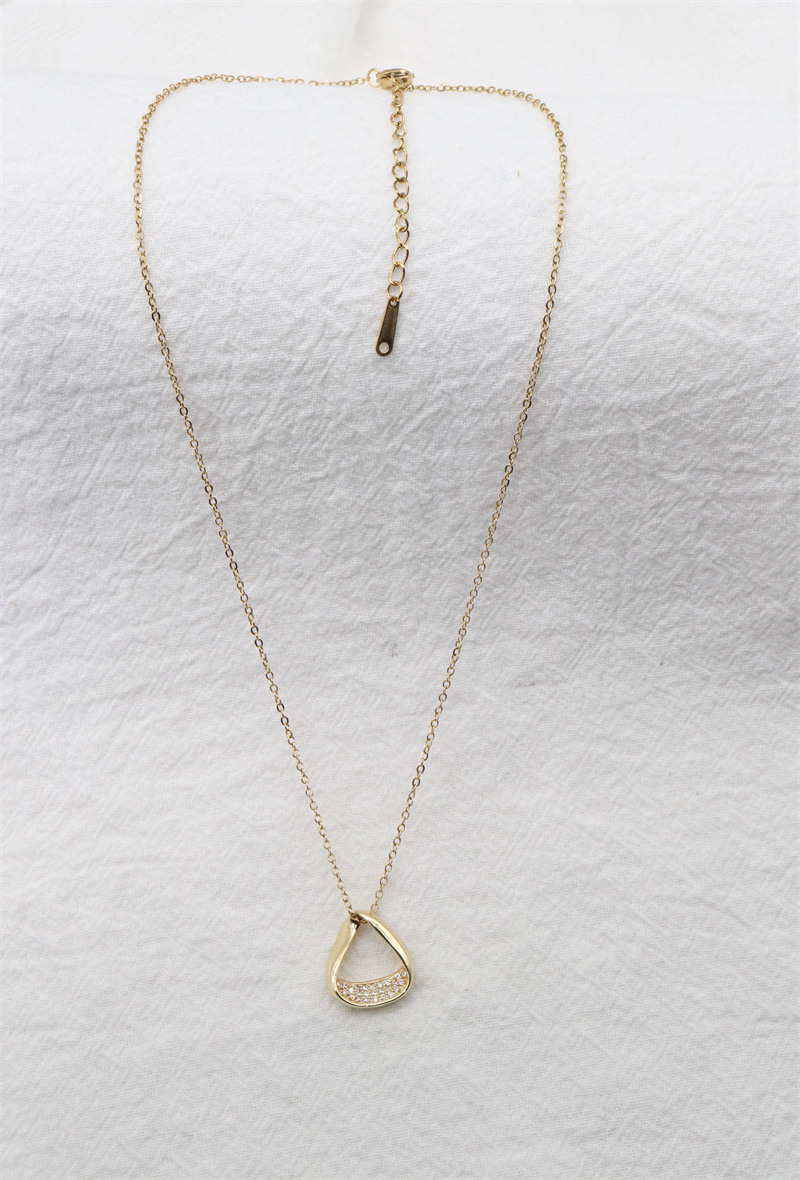 Grossista ORIENT EXPRESS FIRST - Collana di perle in acciaio inossidabile