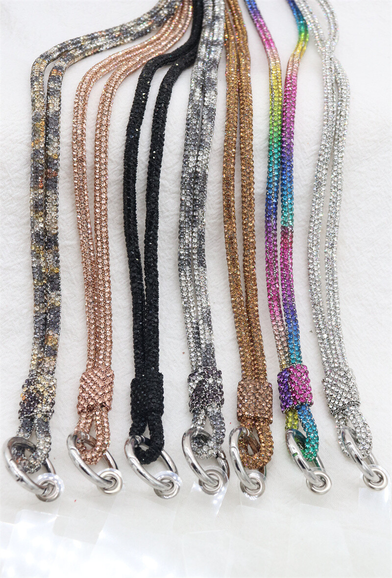 Grossiste Orient Express - Chaine bijoux pour telephone portable