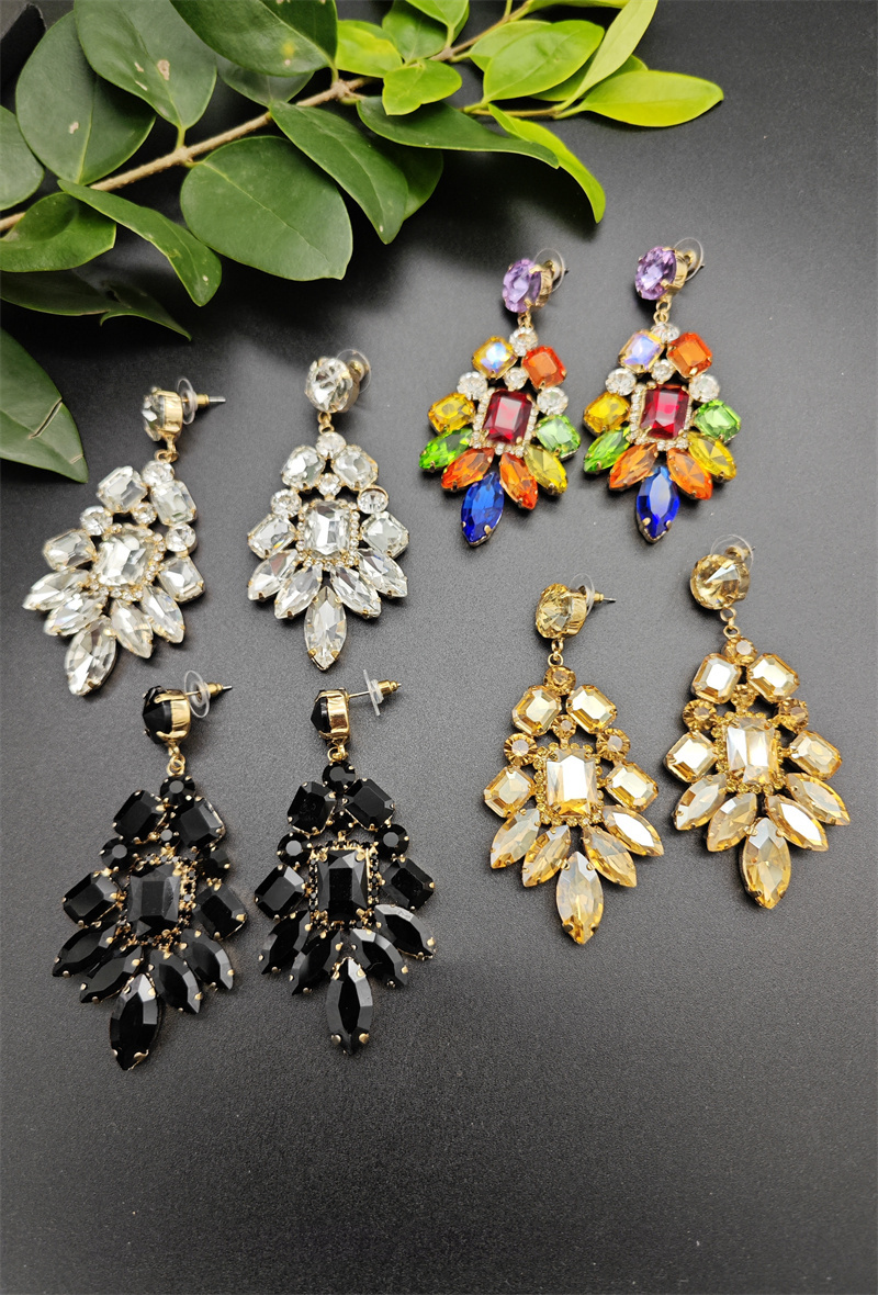 Grossiste Orient Express - Boucles d’oreilles en verre brillant