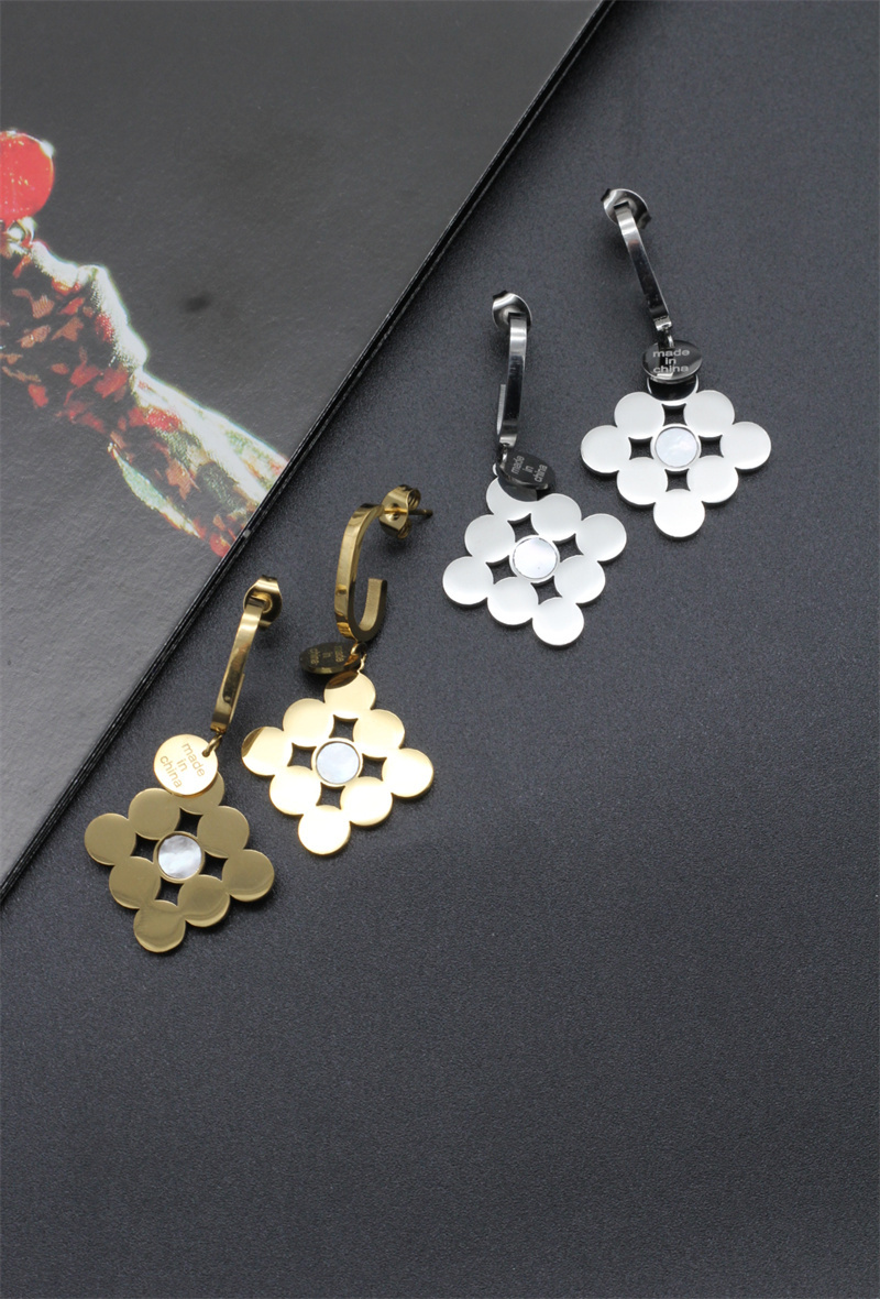 Wholesaler Orient Express - Textured Hoop Earrings