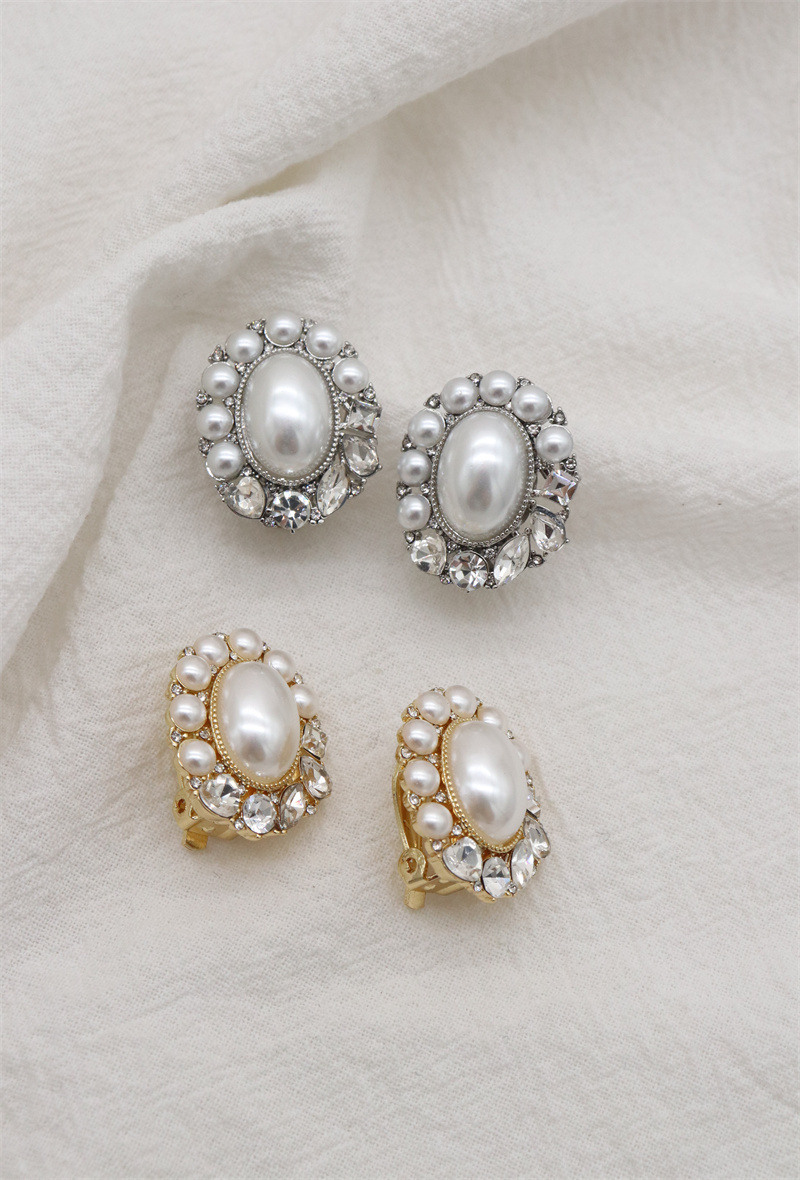 Grossiste Orient Express - Boucle d'oreille à clip avec perles blanches
