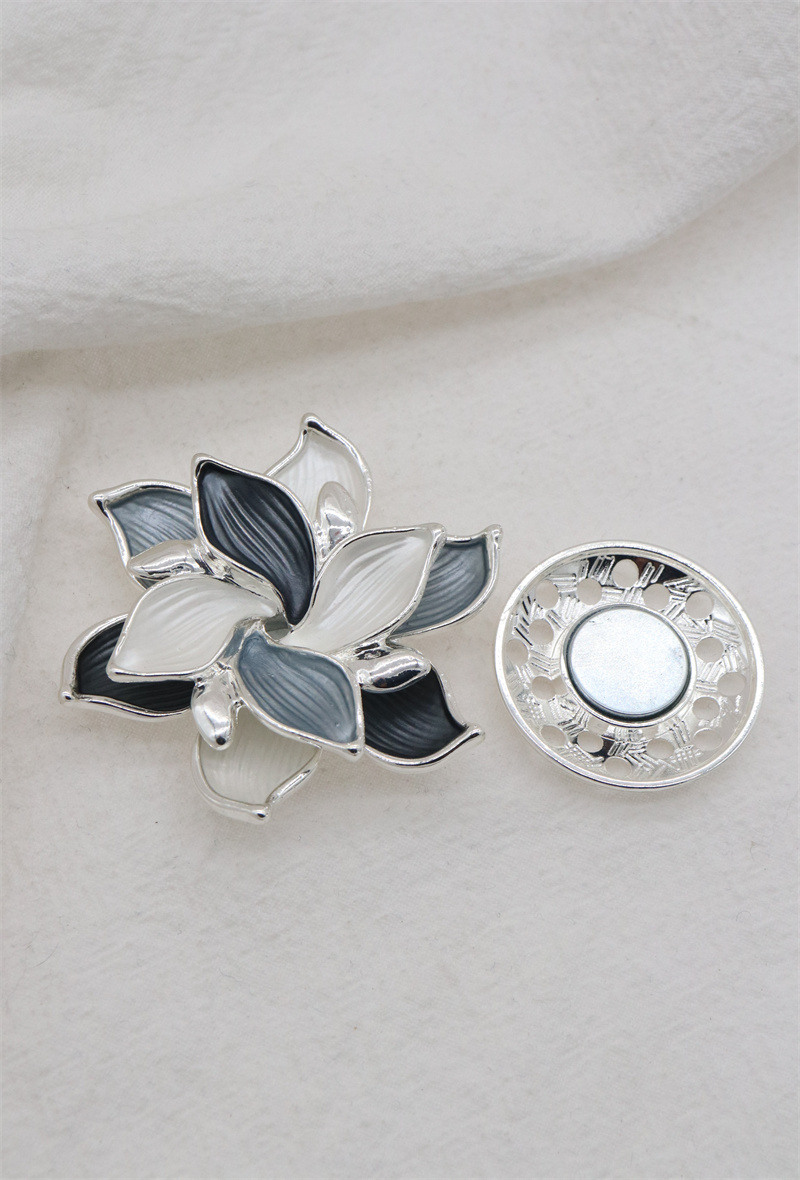 Grossiste Orient Express by C.A.A.A - Broche magnétique