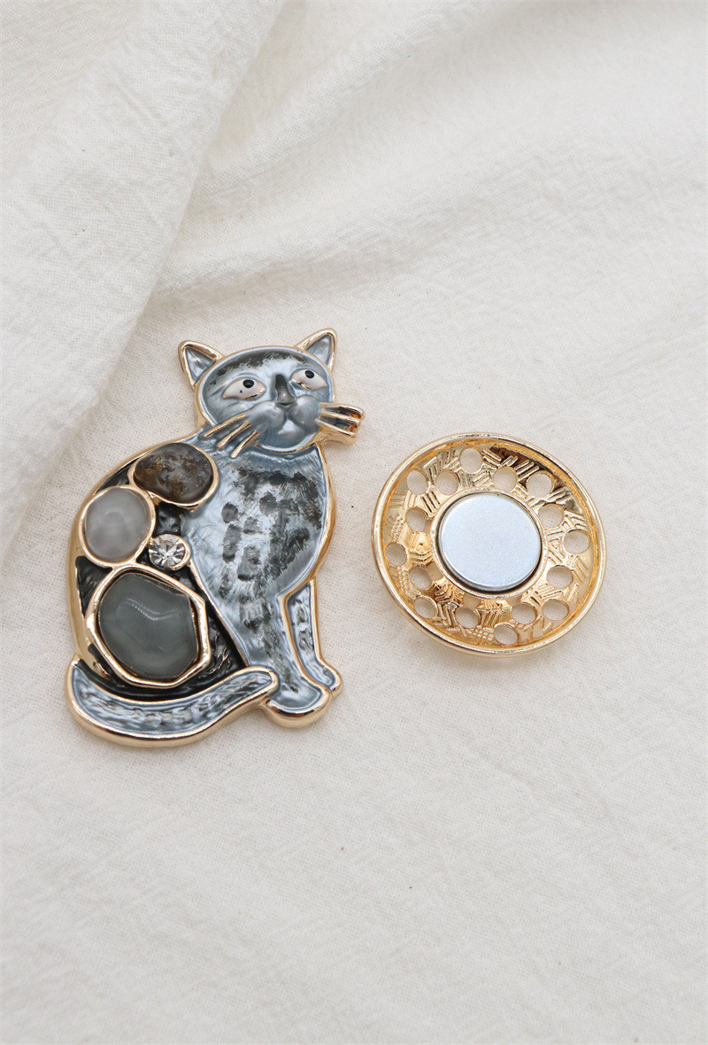 Grossiste Orient Express by C.A.A.A - Broche chat magnétique