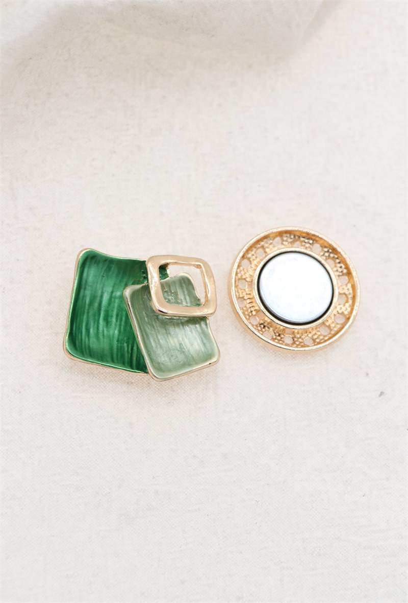 Grossiste Orient Express - Broche magnétique de petite taille