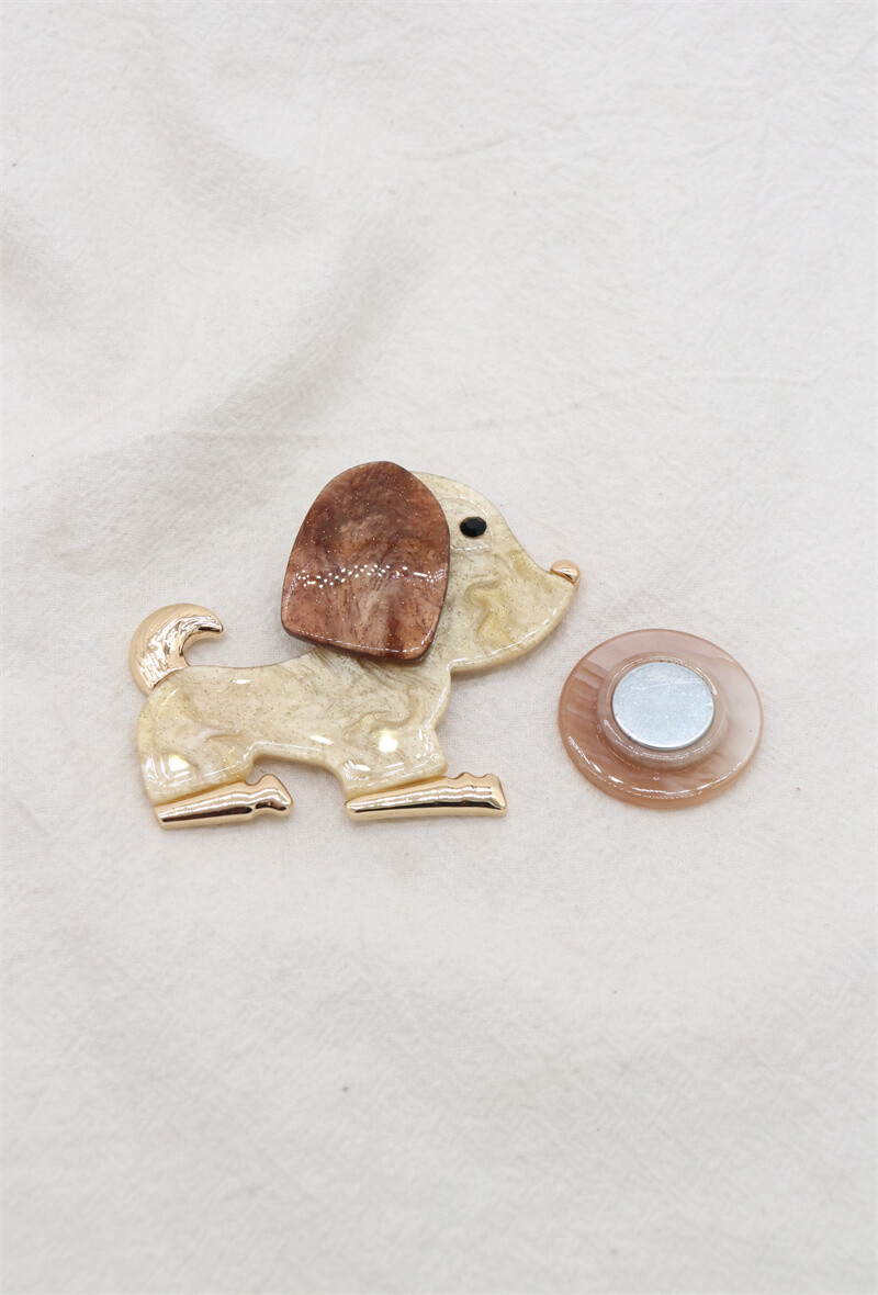 Grossiste Orient Express - Broche magnétique acrylique pour chien