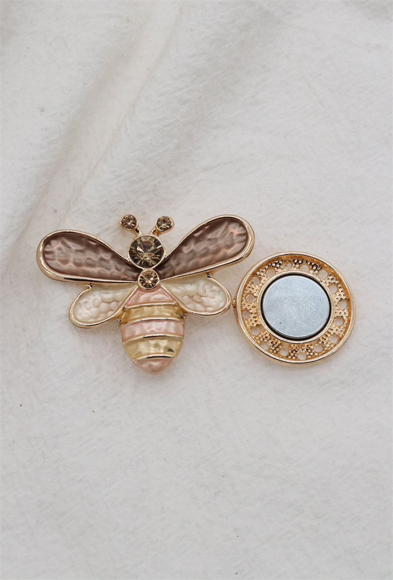 Grossiste Orient Express - Broche magnétique abeille petite taille