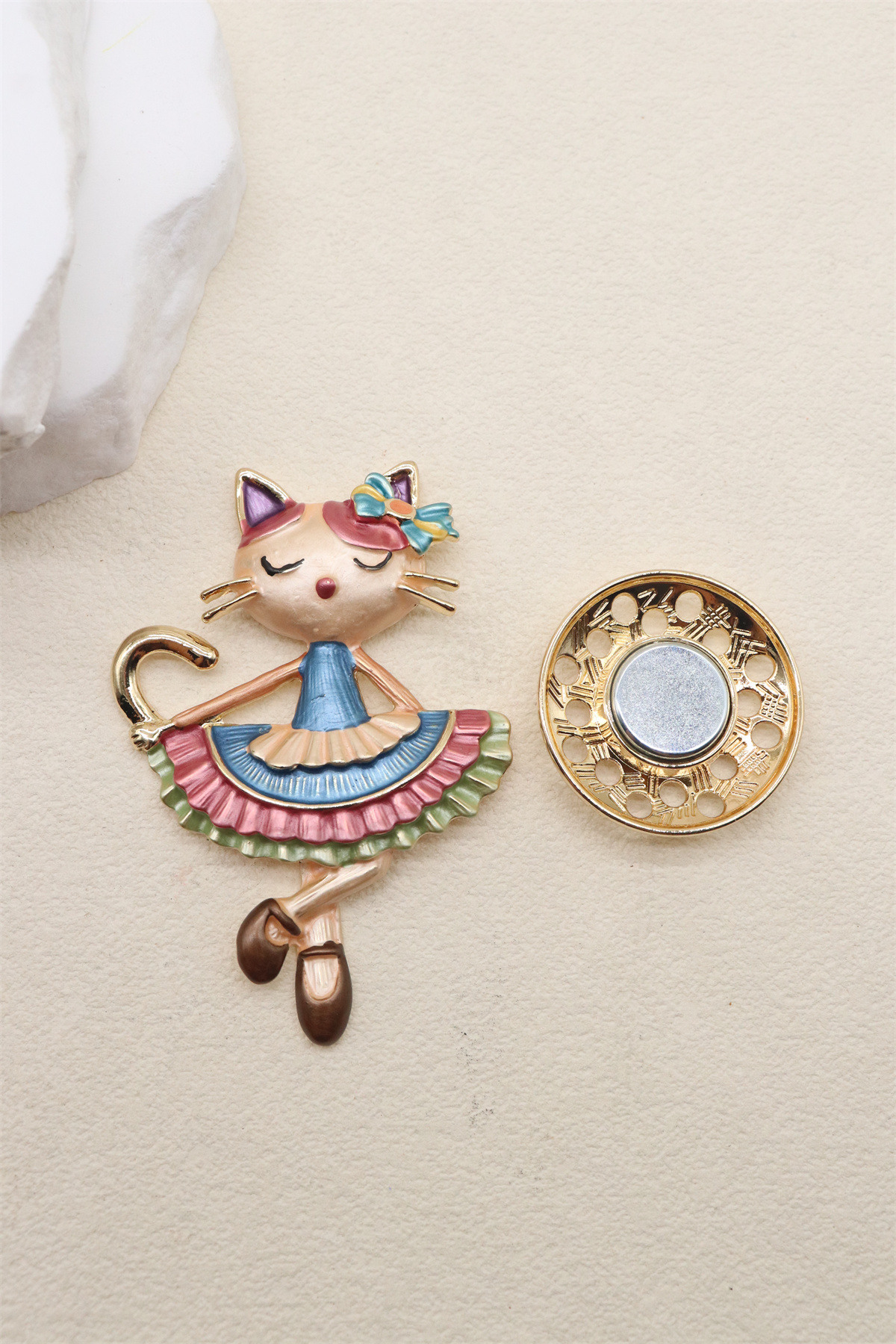 Grossiste Orient Express - Broche magnétique