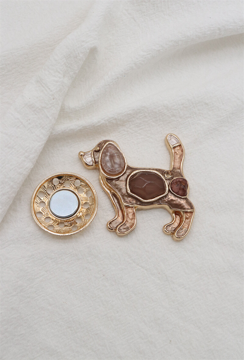 Grossiste Orient Express - Broche  chien magnétique