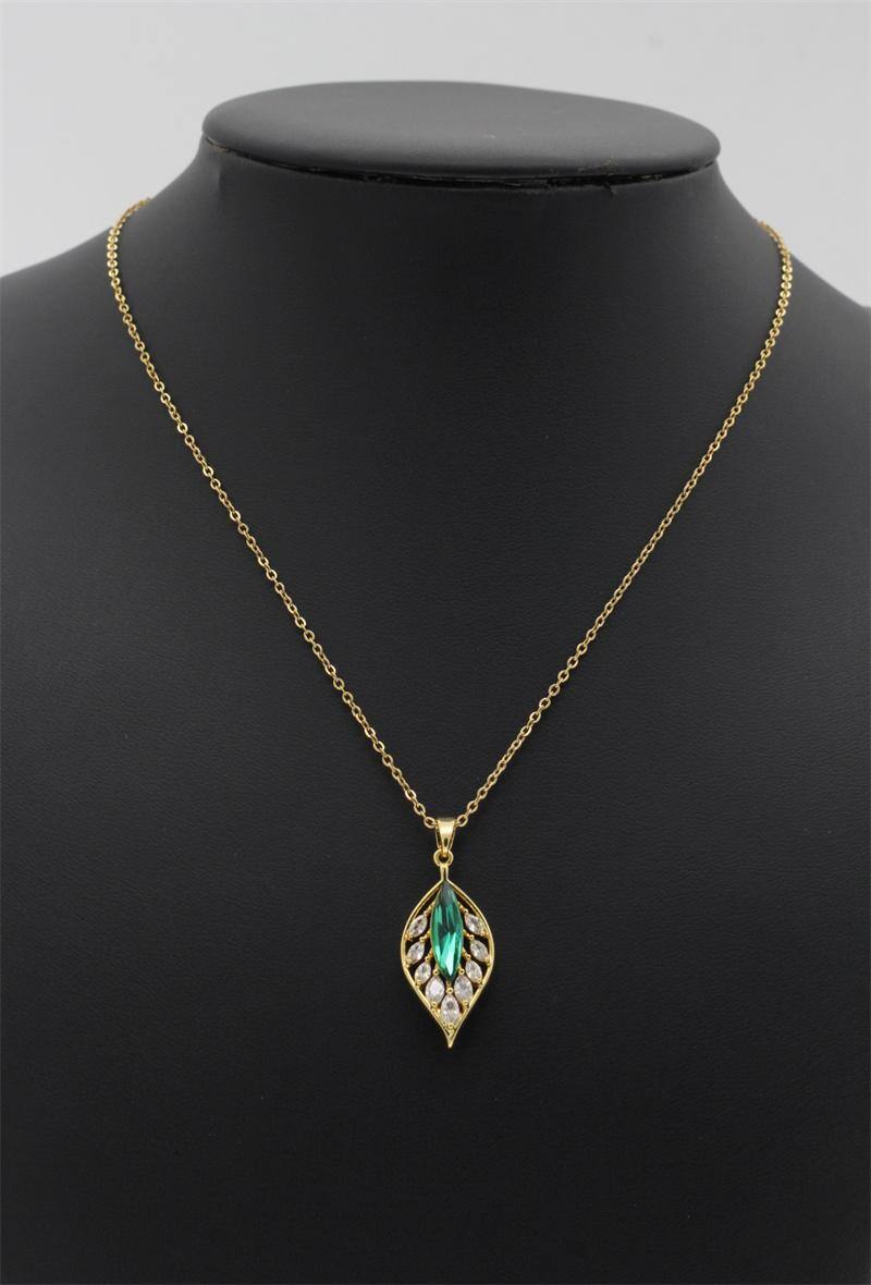 Grossista Orient Express - Collana particolare con ciondolo in acciaio chirurgico