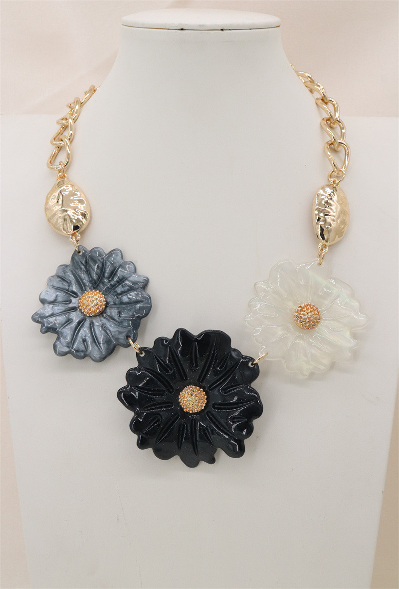 Wholesaler Orient Express - Acrylic necklace