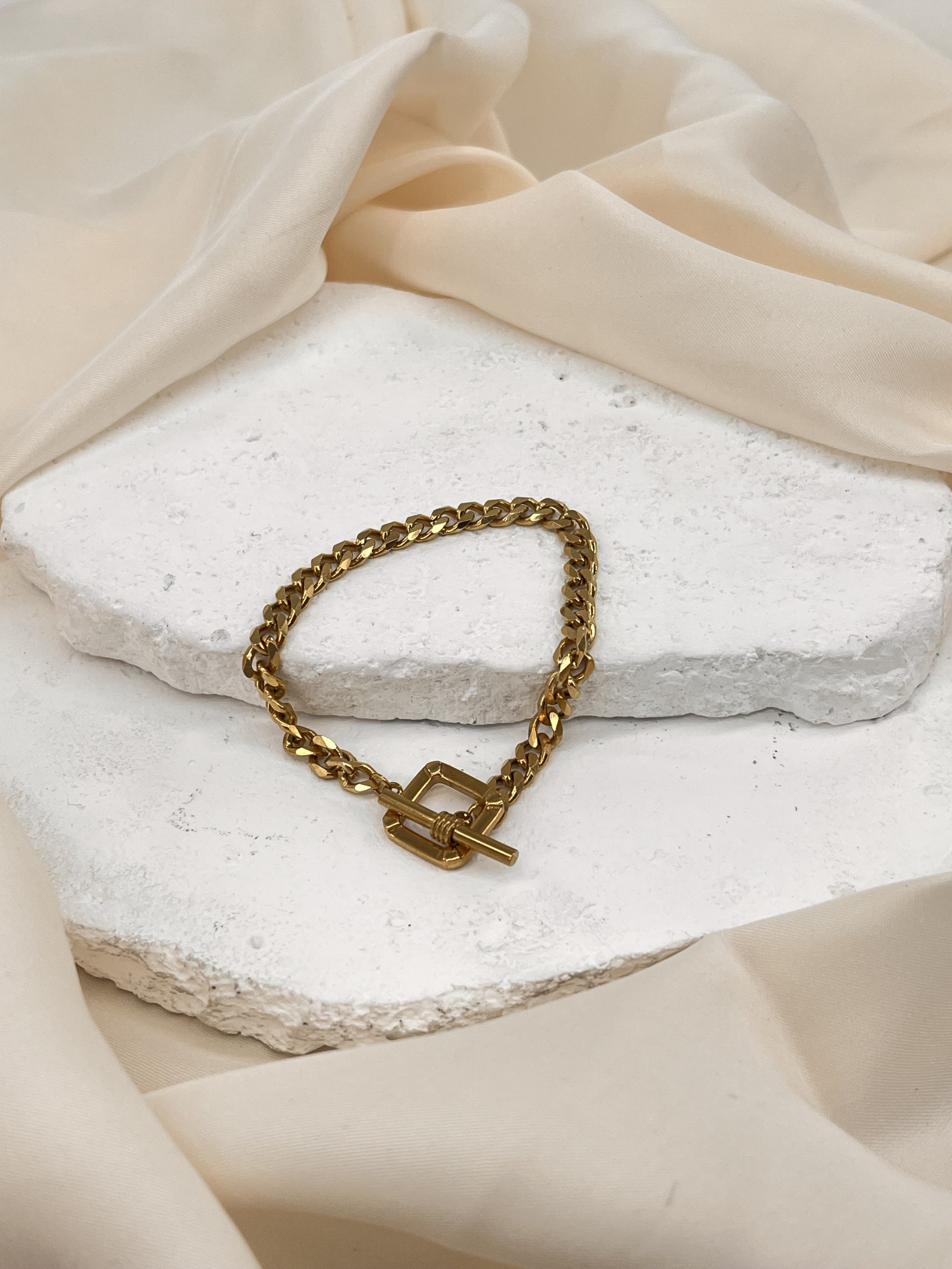 Wholesaler ORIENT OUTLET - Set of Bracelets