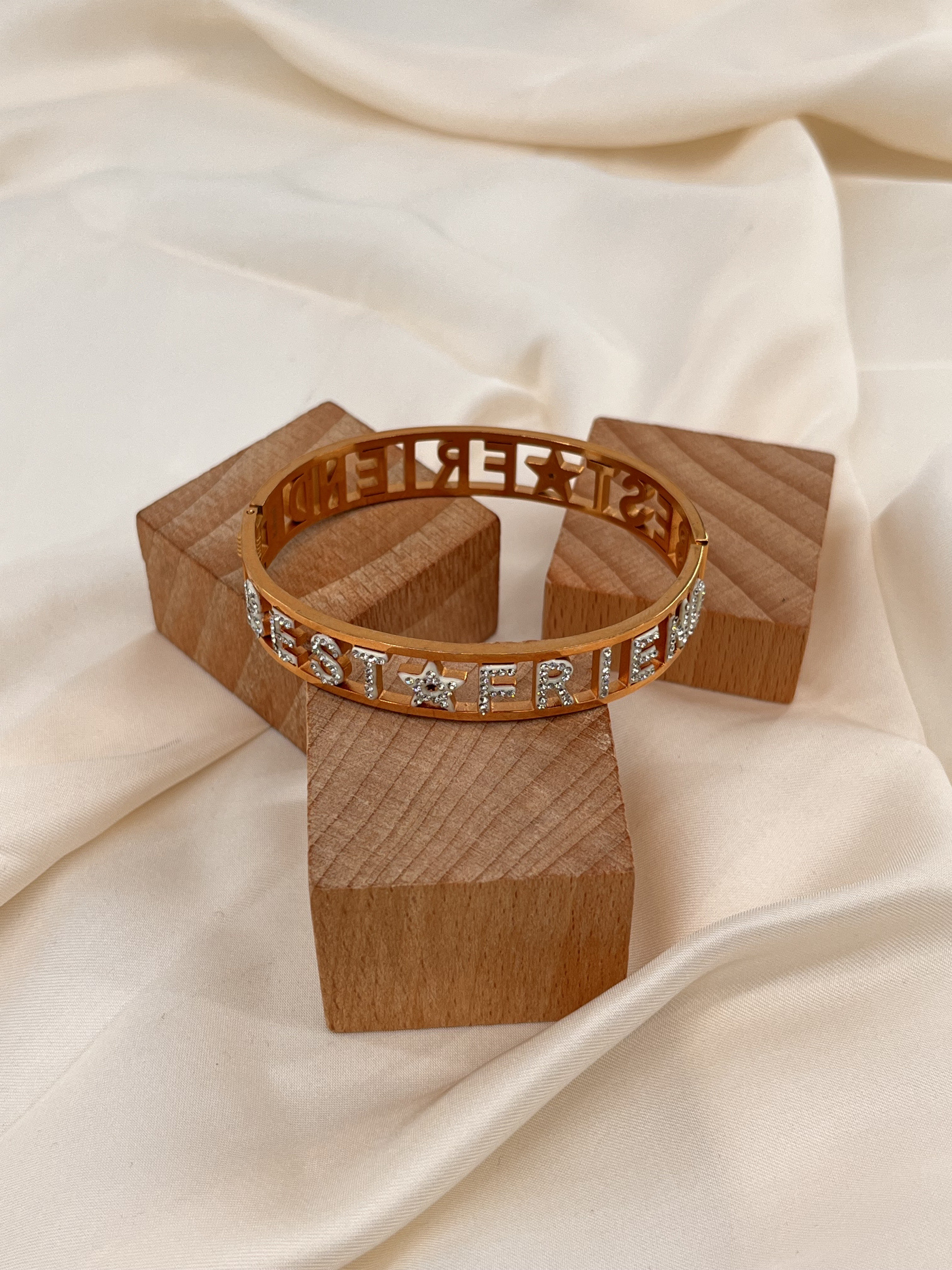 Mayorista ORIENT OUTLET - Pulseras