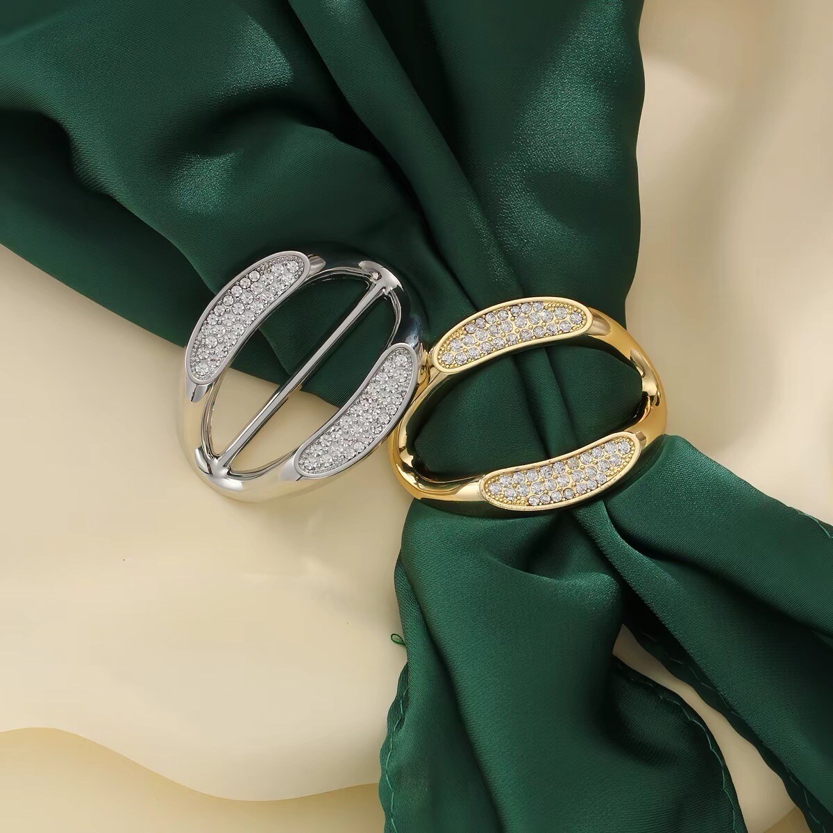 Grossista ORIENT TOUCH - Anello per Sciarpa