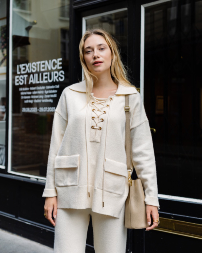 Wholesaler Orlinn - Lace-up sweater