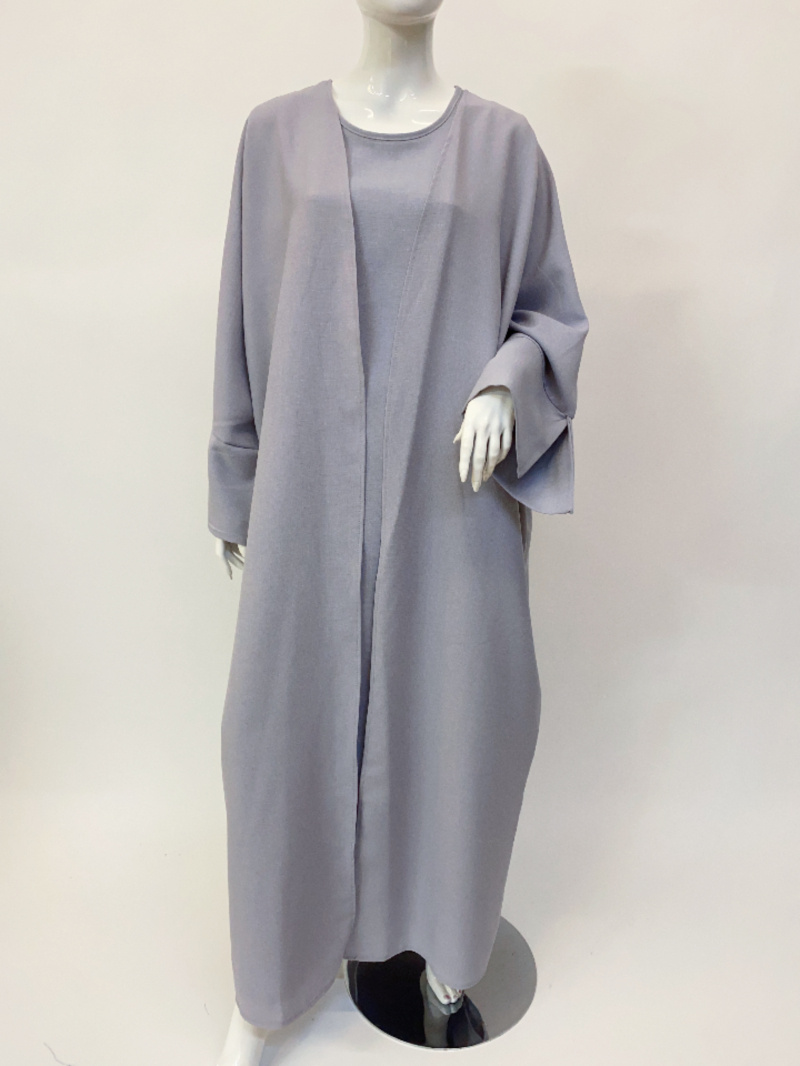 Großhändler Ornella Paris - Elegantes zweiteiliges Set aus Kaftan und Abaya, Strickjacke und Kleid