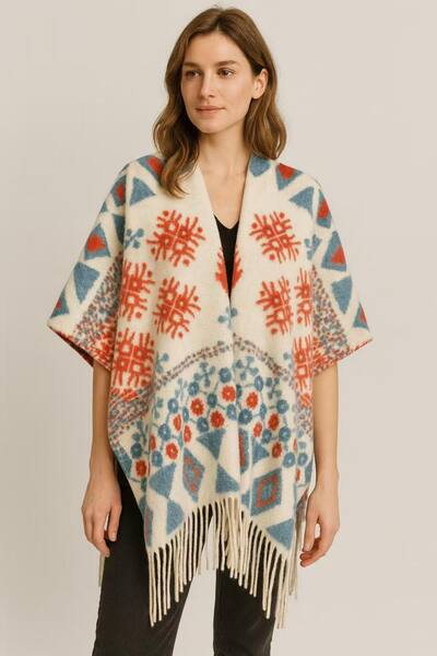 Grossiste Ornella Paris - Poncho à motifs Grossiste Ornella Paris - Poncho à motifs