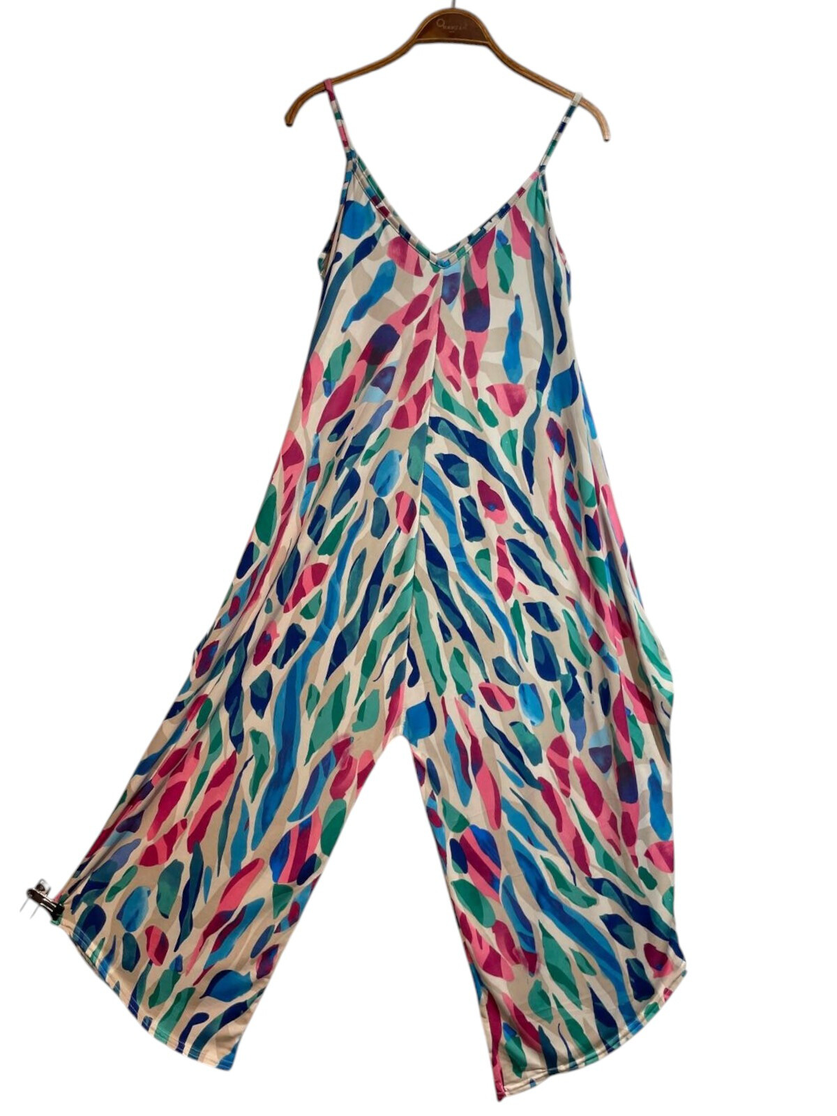 Großhändler OXXYZEN - GEDRUCKTER FLÜSSIGER JUMPSUIT
