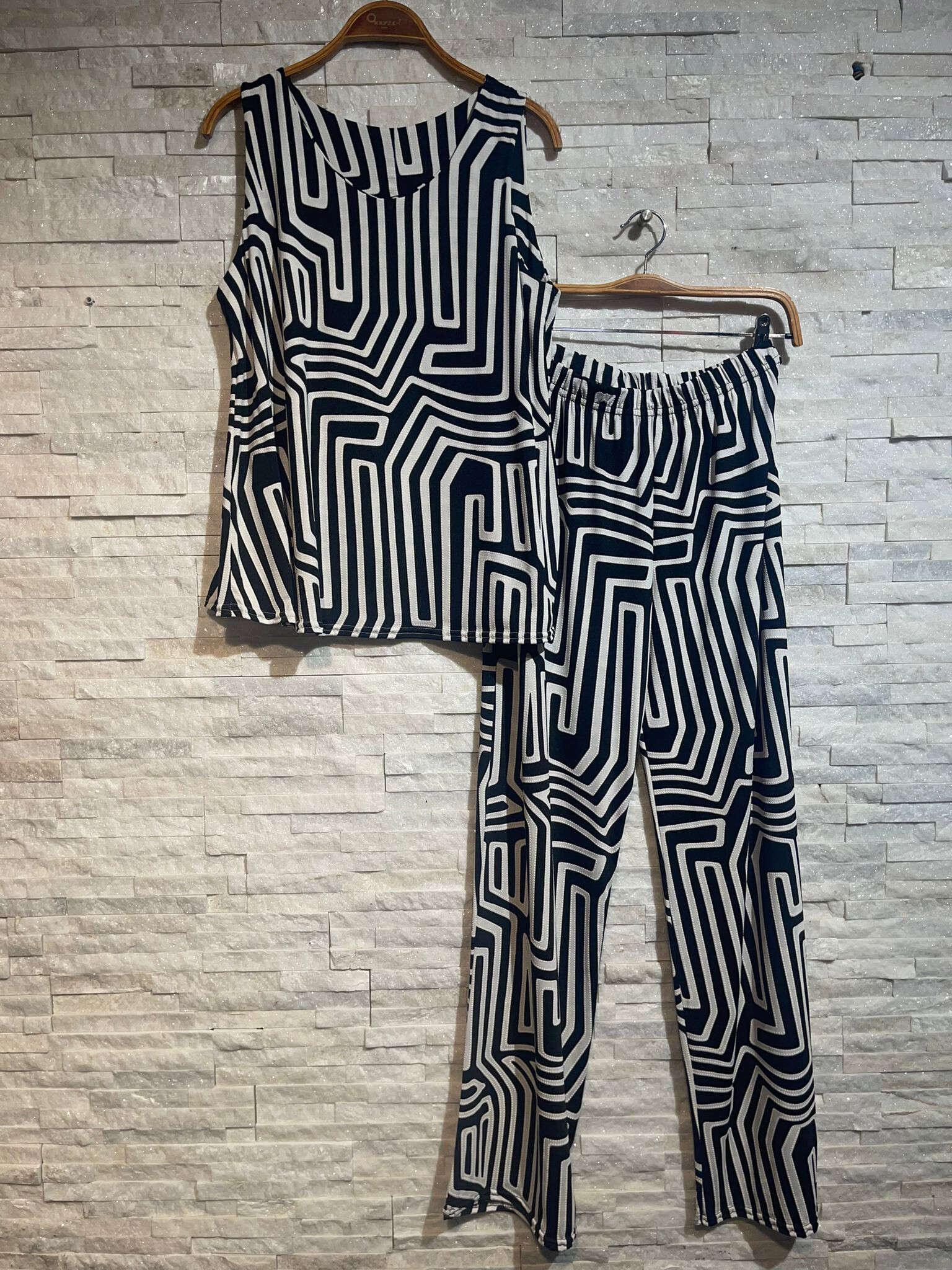 Wholesaler OXXYZEN - PRINTED TOP & PANT SETS