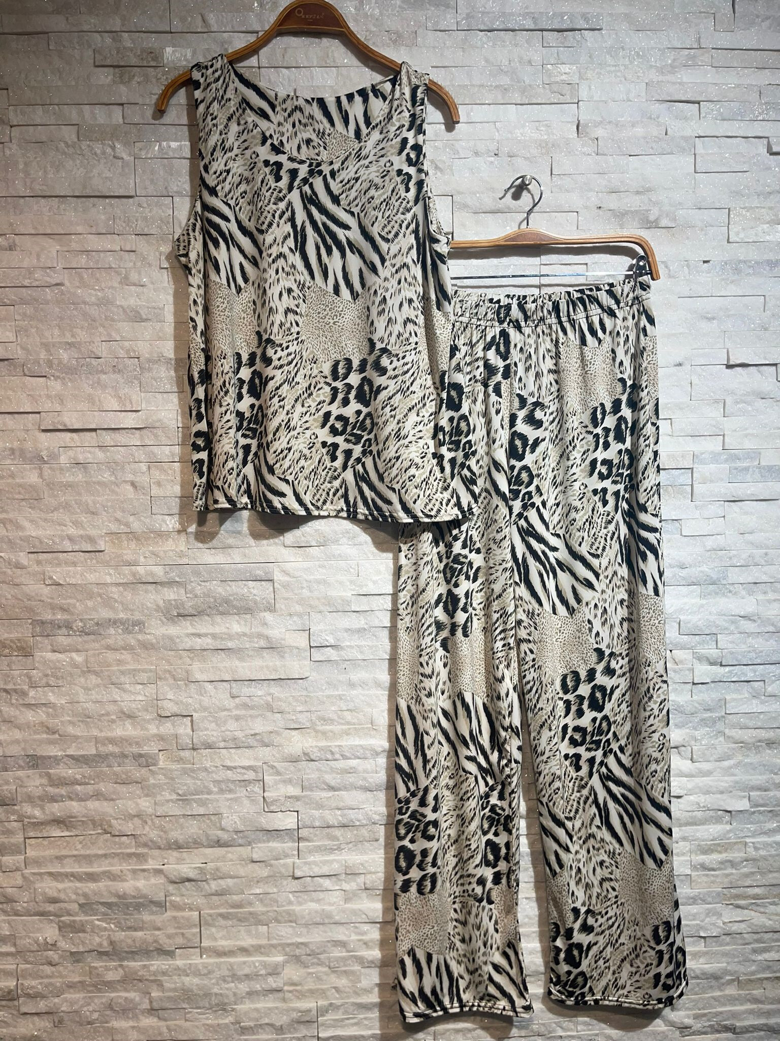 Wholesaler OXXYZEN - TOP & PRINTED PANTS SET