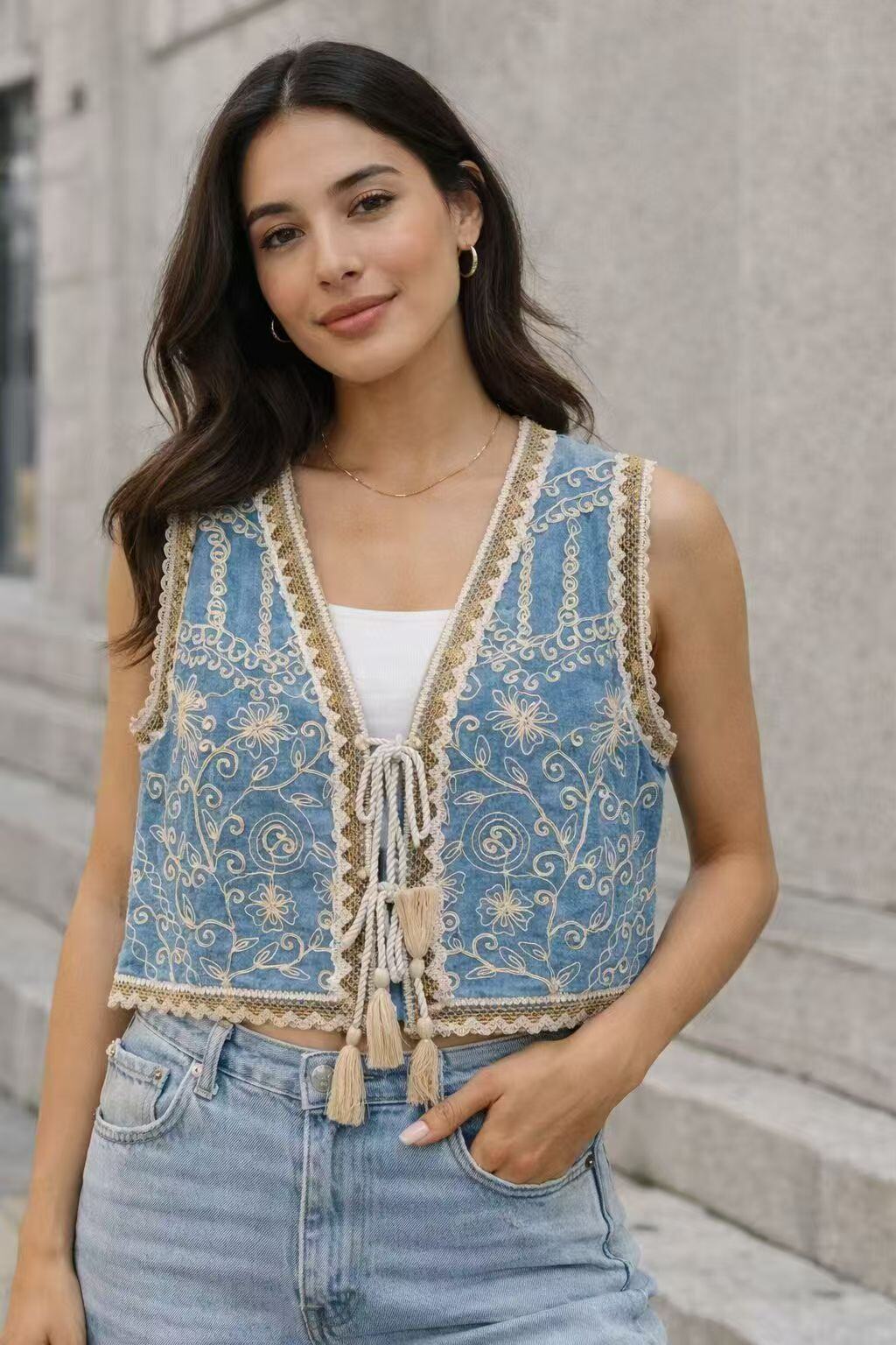Wholesaler OZ - Vest with embroidery