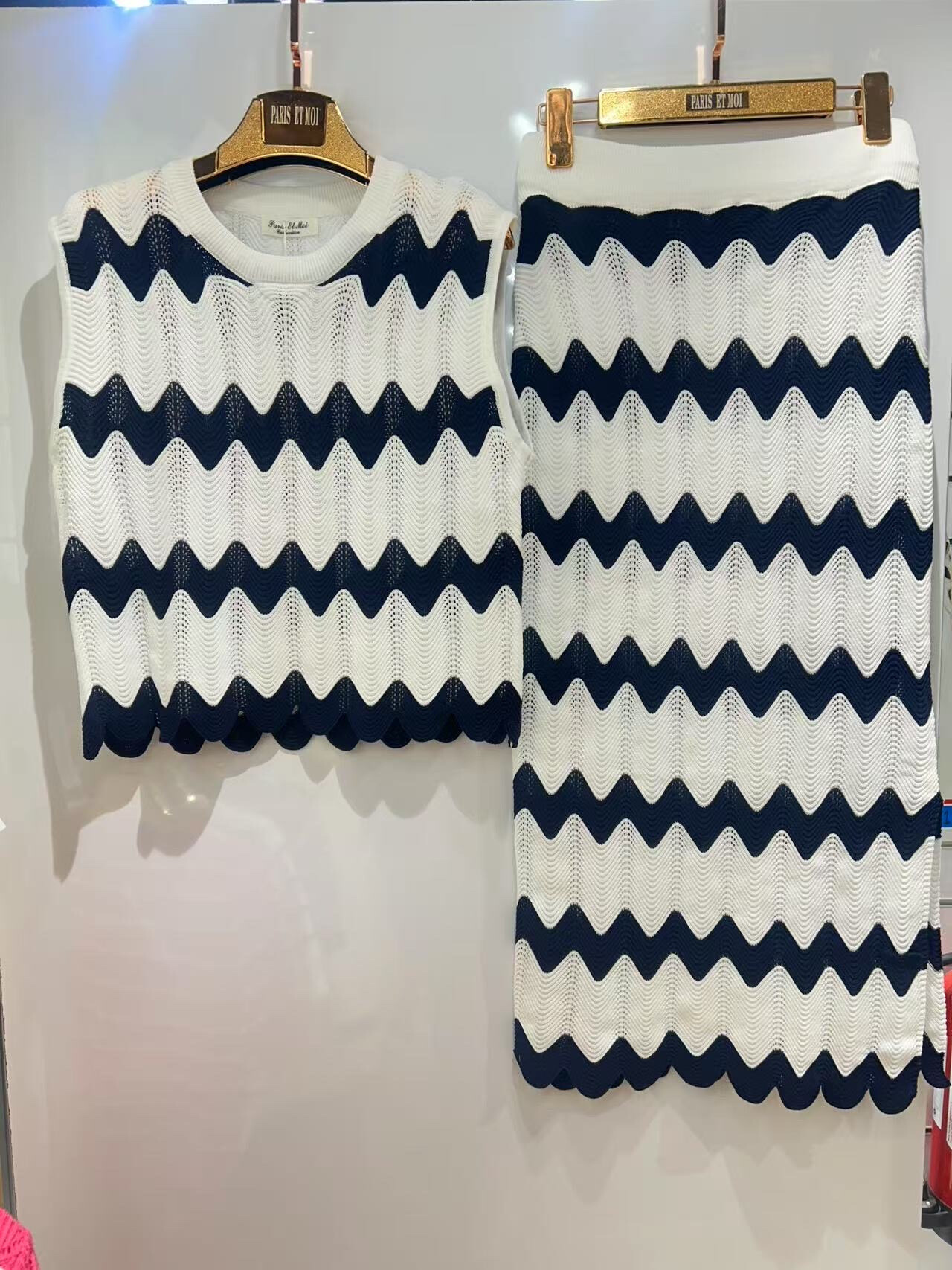 Grossiste Paris et Moi - ensemble jupe dentelle ref 9317