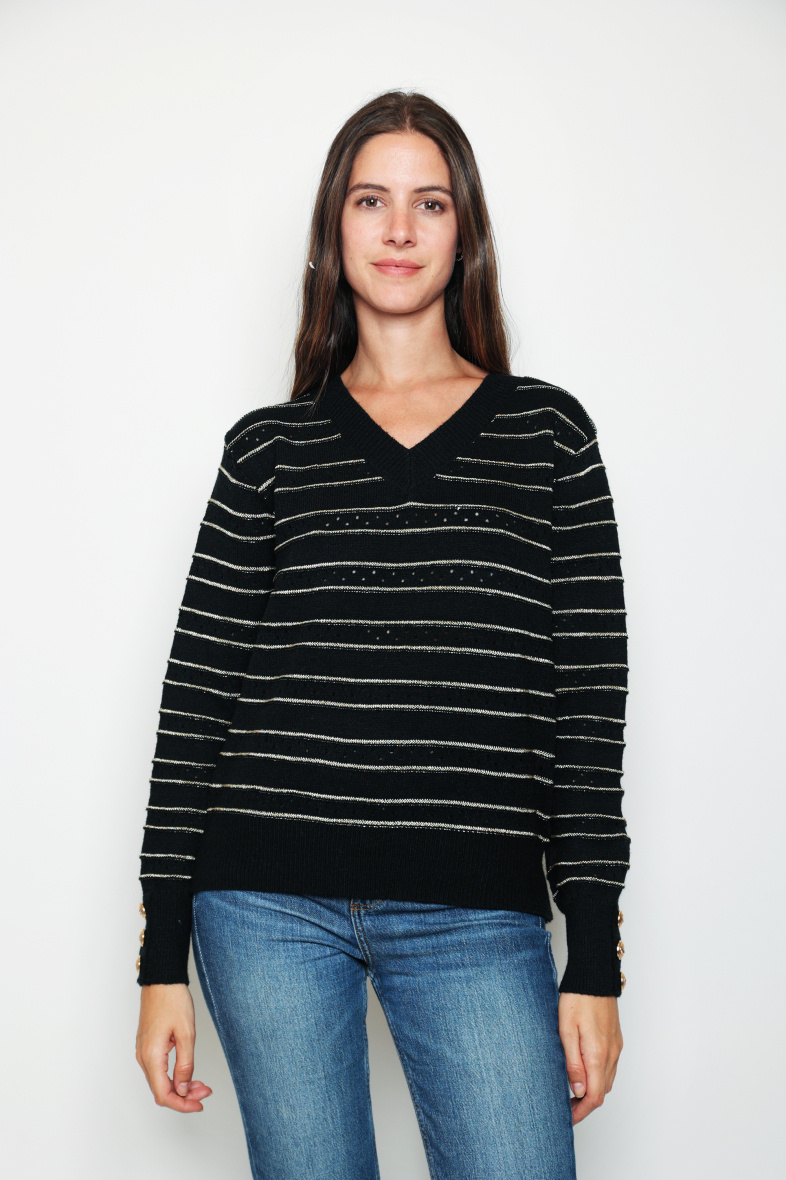 Grossiste Paris et Moi - Pullover V en maille perforée et lignes dorées.