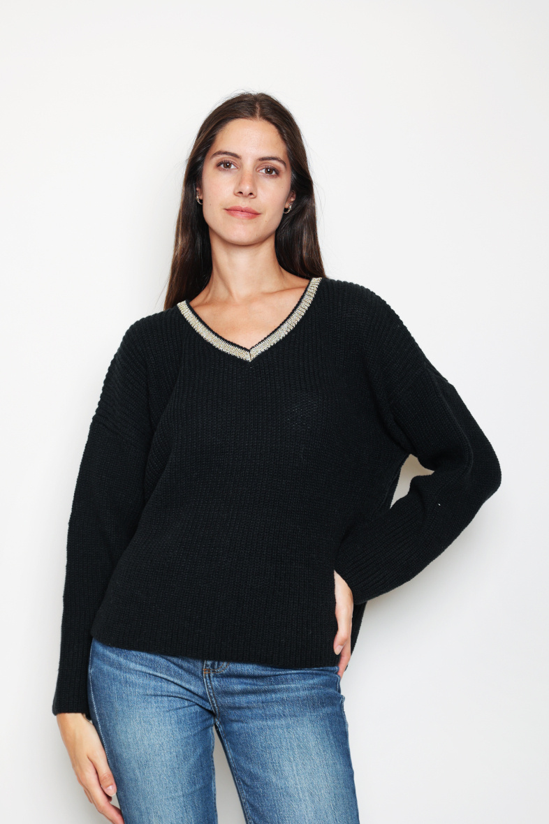 Grossiste Paris et Moi - Pullover oversize à lainage col V doré .
