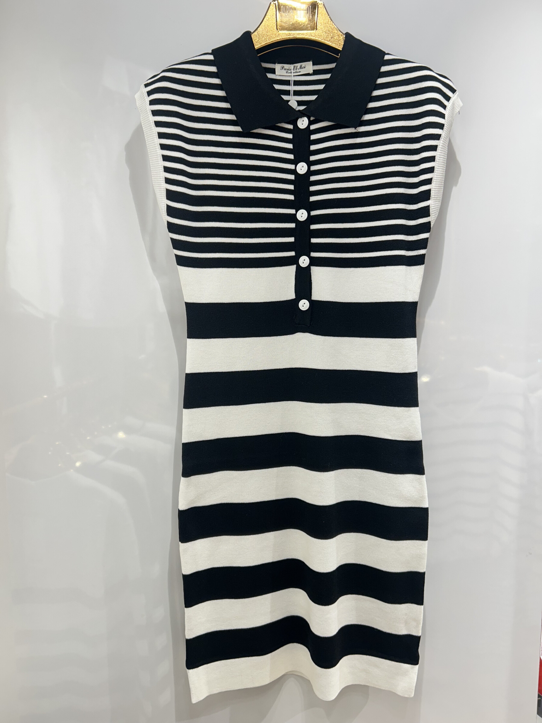 Grossiste Paris et Moi - Robe sans manche à rayures rétro