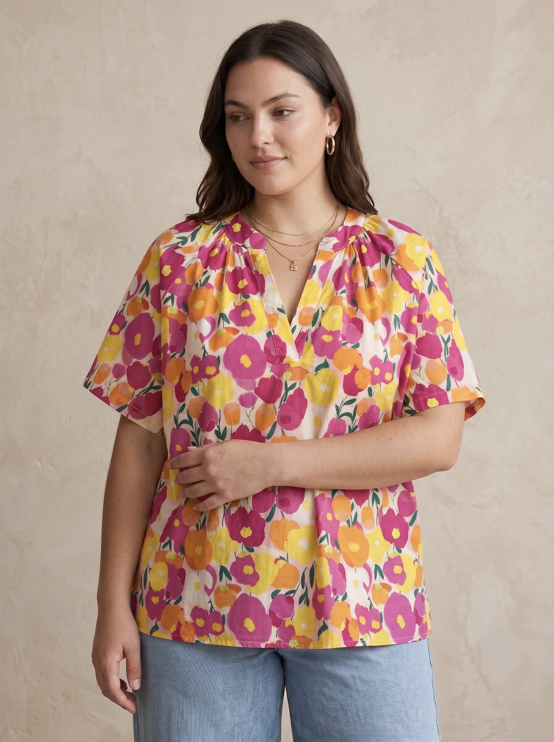 Grossista Pépouz' Paris Curve - TAGLIA GRANDE Blusa in cotone a stampa floreale con scollo a V e maniche corte