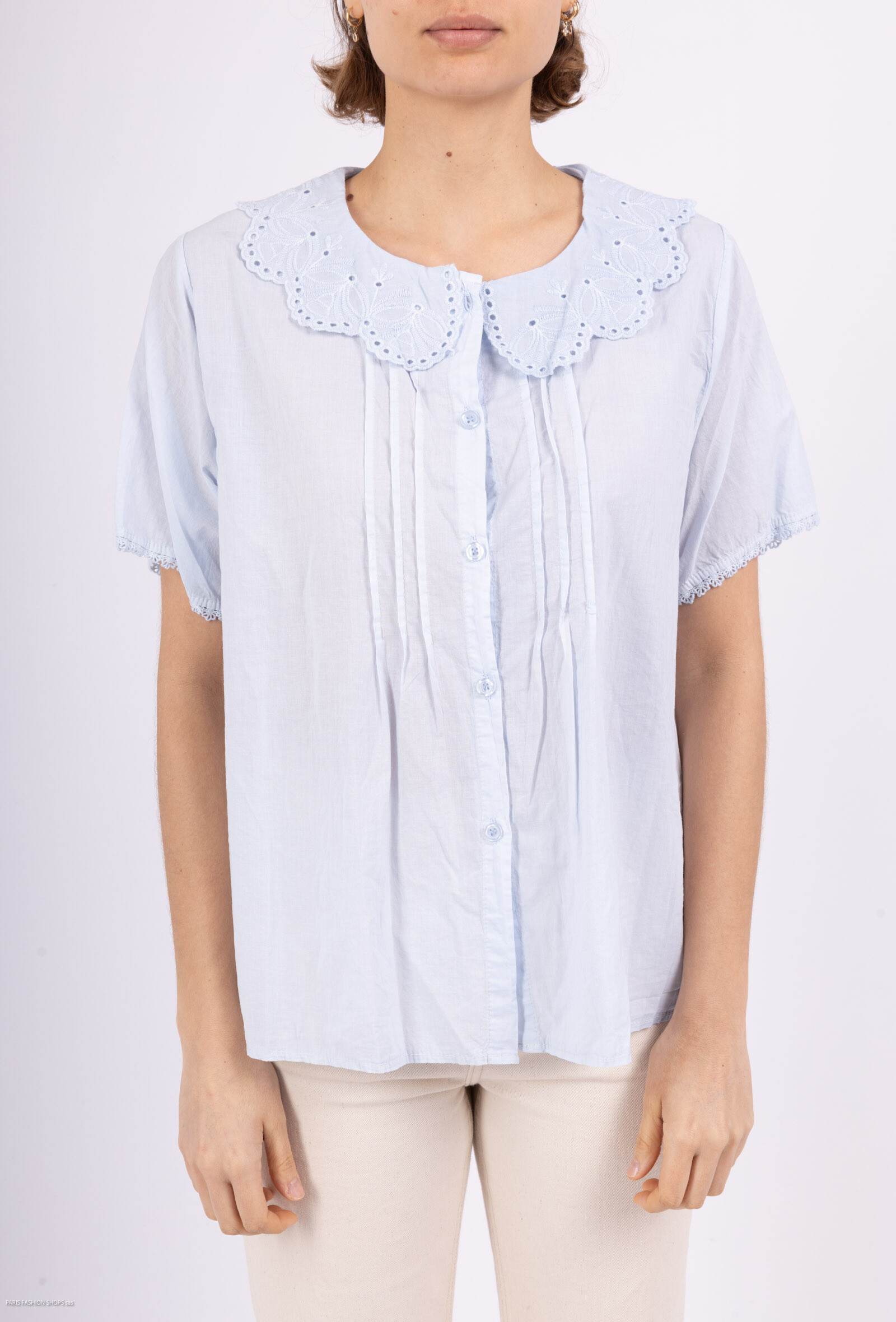 Grossiste Pépouz' Paris - Blouse col claudine brodé manches courtes