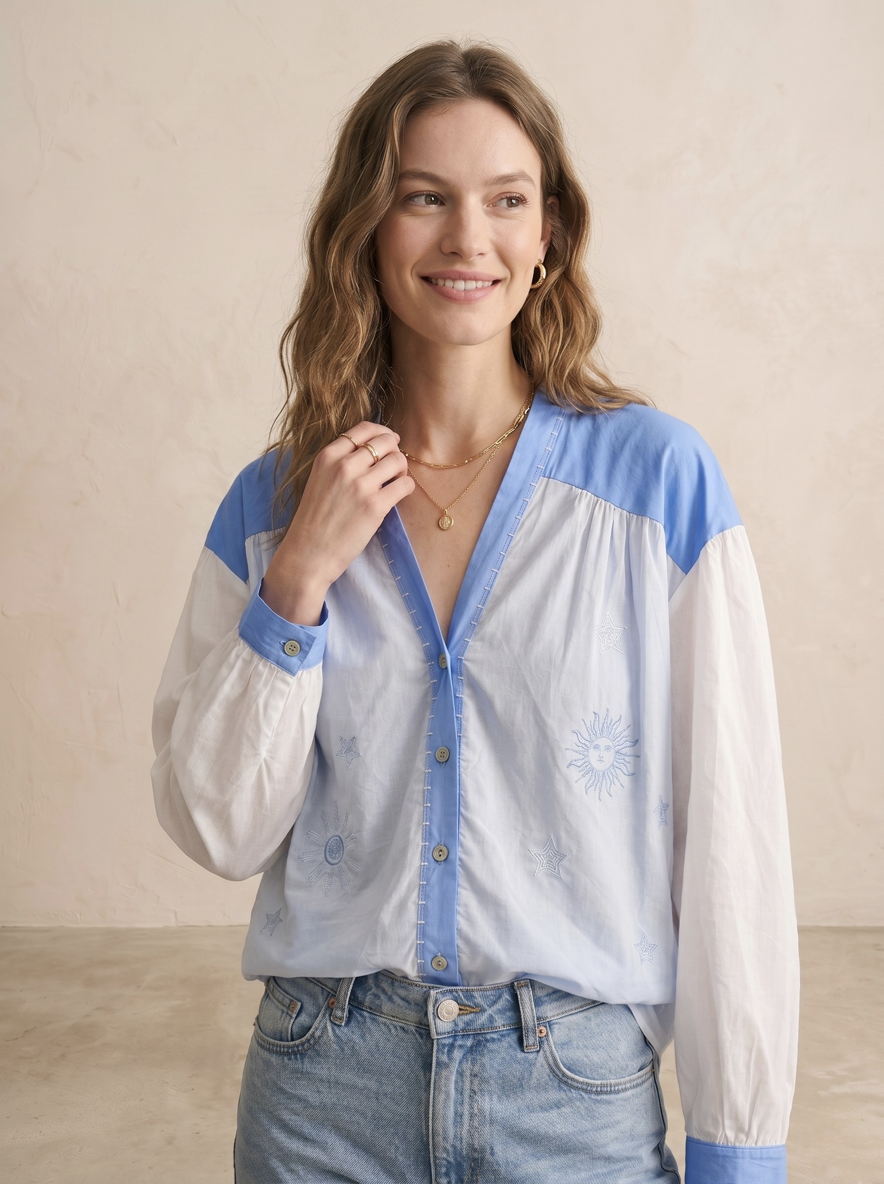 Grossiste Pépouz' Paris - Chemise manches longues coton col V broderie soleil