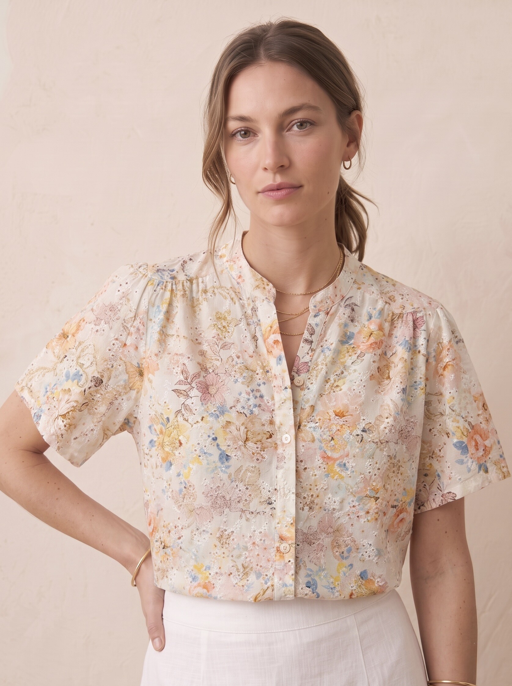 Grossiste Pépouz' Paris - Chemise coton broderie anglaise fleurie manches courtes
