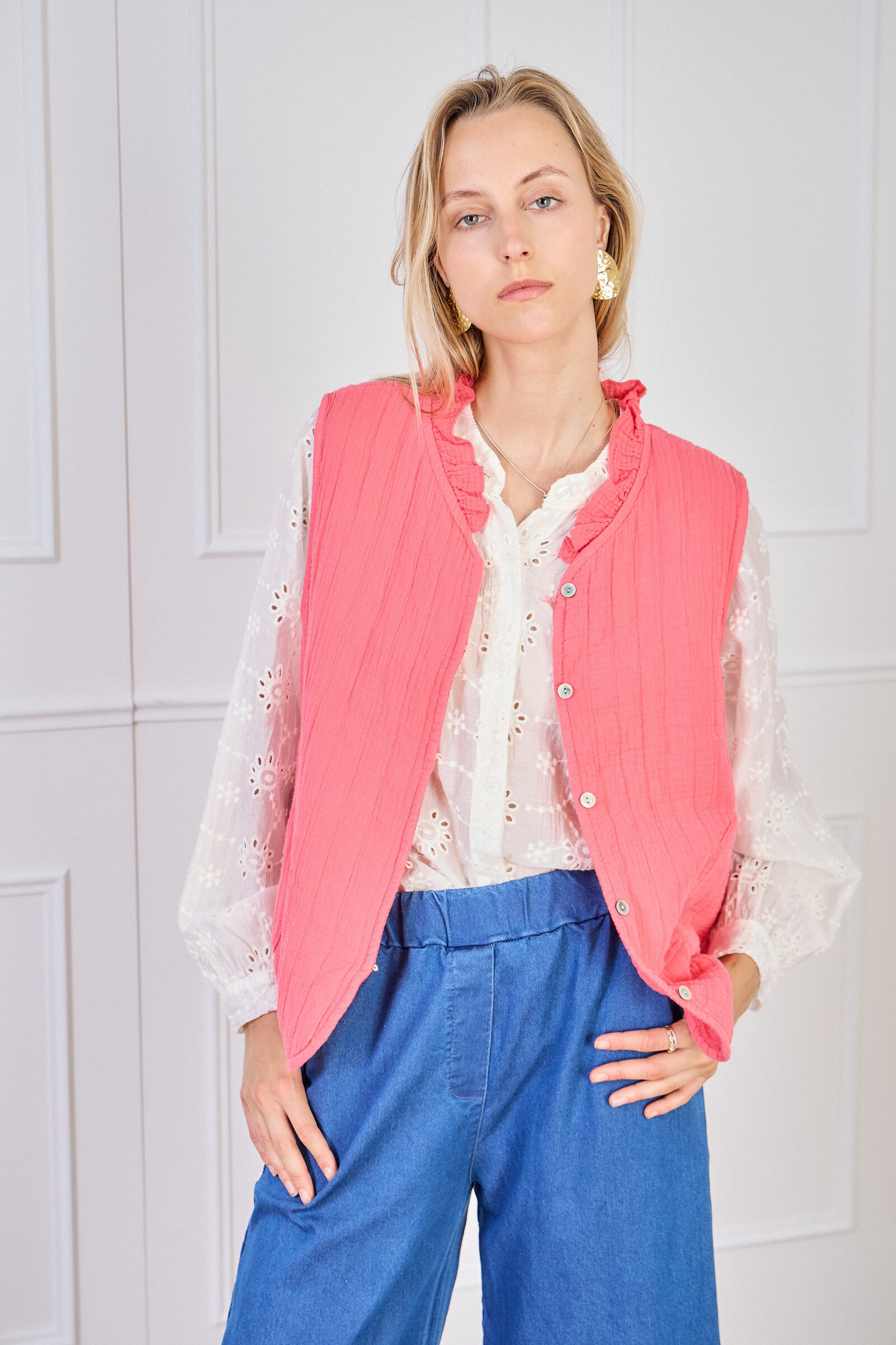 Wholesaler Pépouz' Paris - Cotton gauze vest with ruffled collar