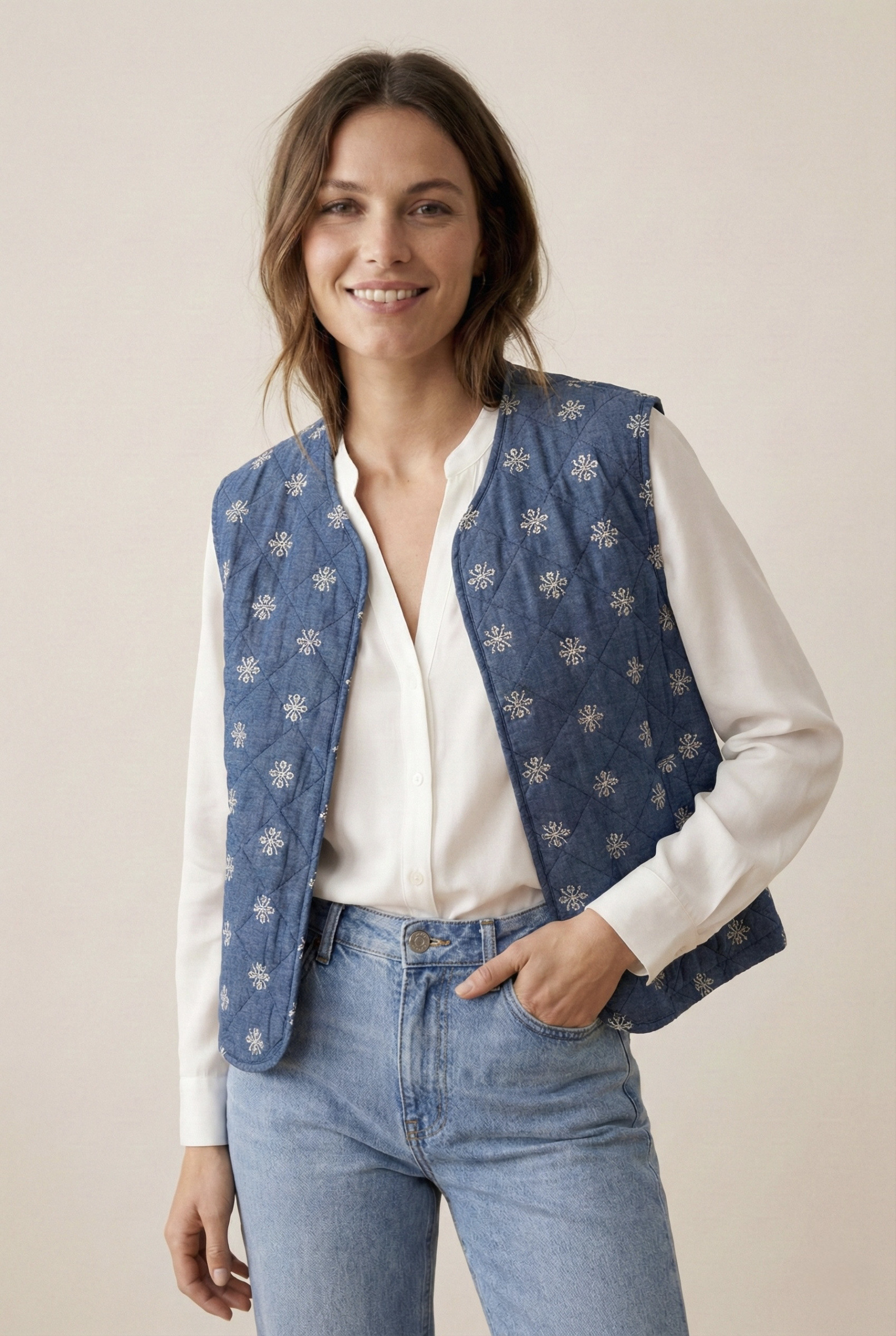 Grossiste Pépouz' Paris - Gilet sans manches broderie fleur