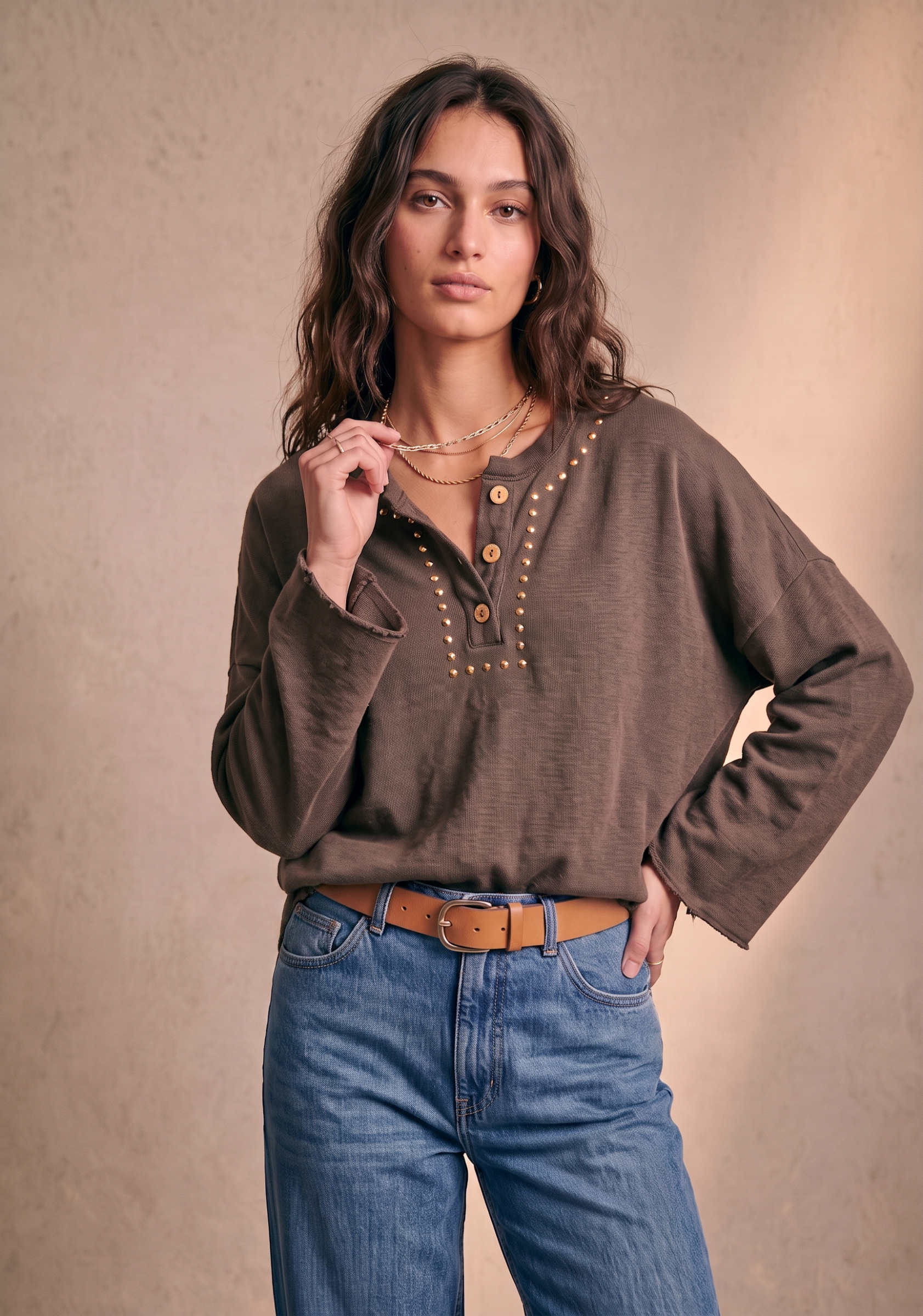 Grossiste Pépouz' Paris - T-shirt coton coupe ample col tunisien manches longues à clous