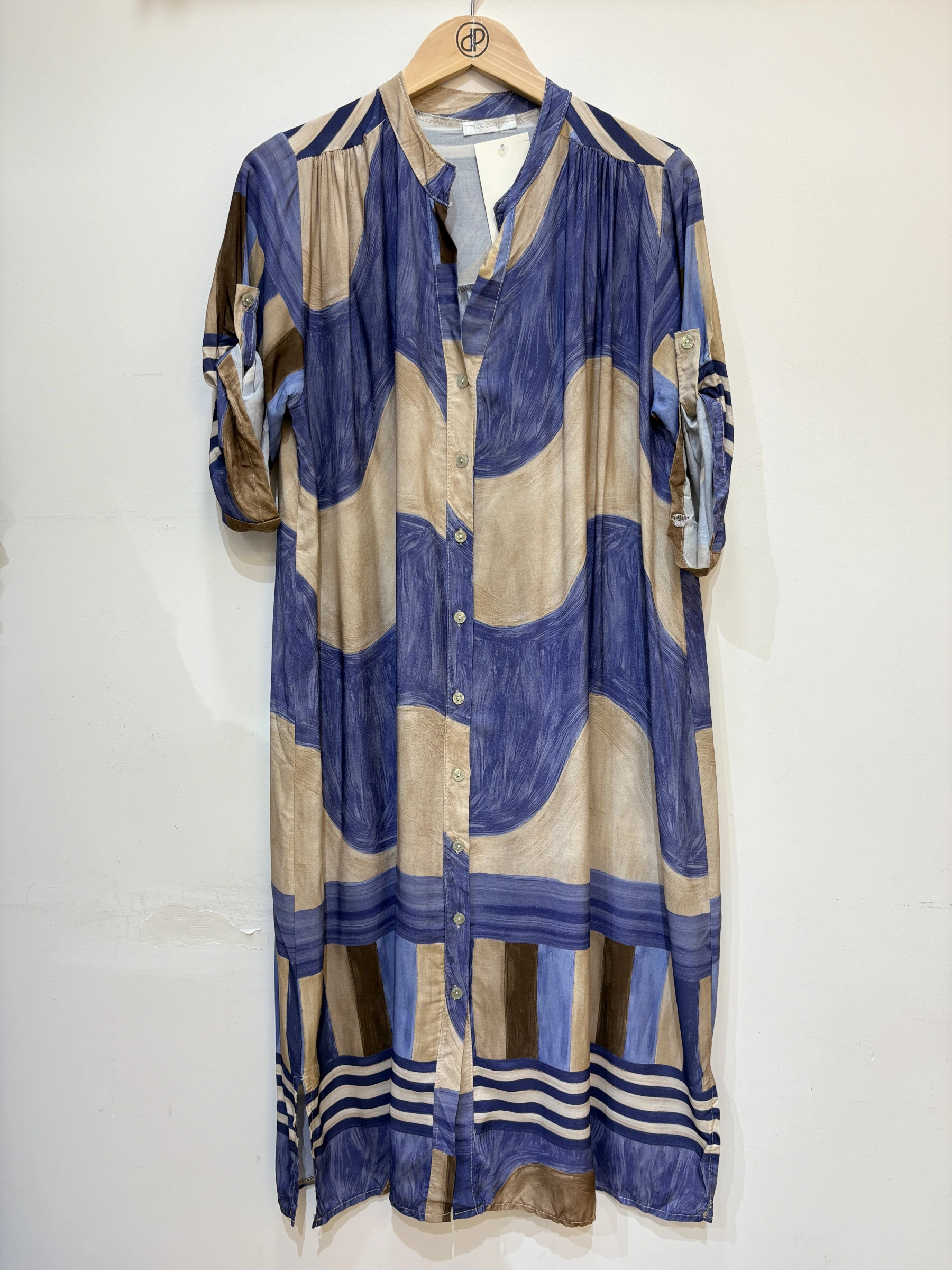 Wholesaler Pépouz' Paris Curve - Plus size long printed shirt dress with Tunisian collar and 3/4 sleeves