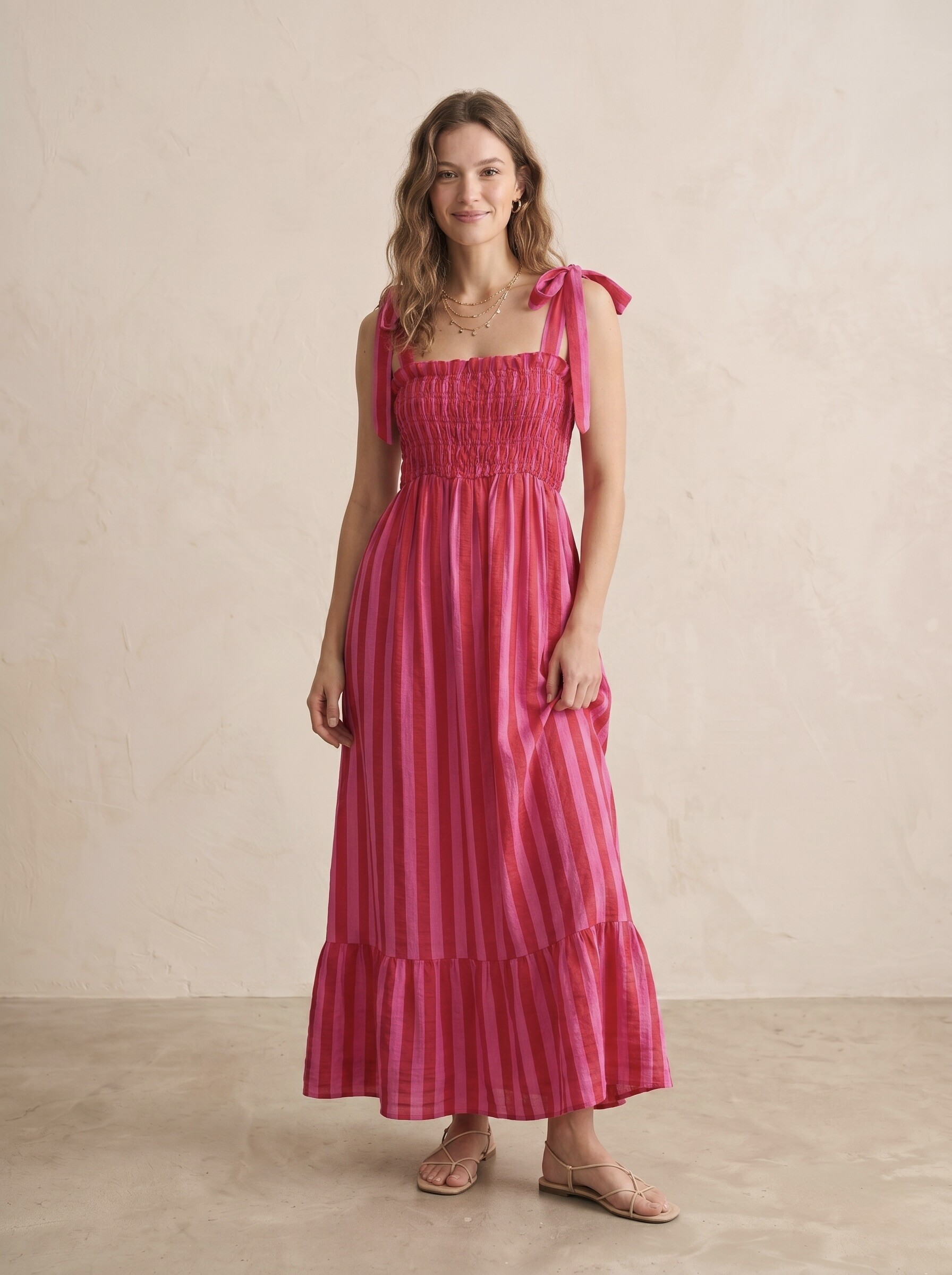 Mayorista Pépouz' Paris - Vestido largo de bustier fruncido con tirantes para atar y estampado a rayas