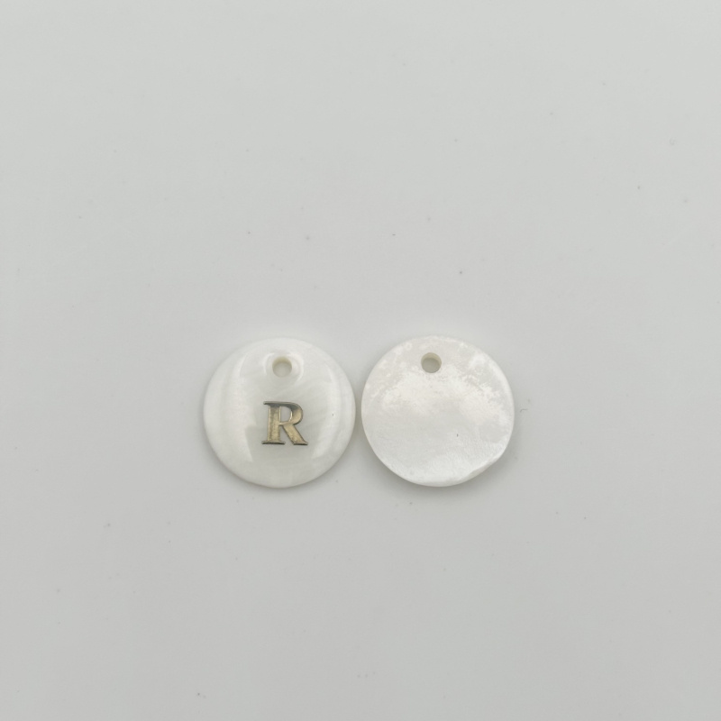 Wholesaler PERLES BLEUES - 10 Pcs Letters R Round Sequins