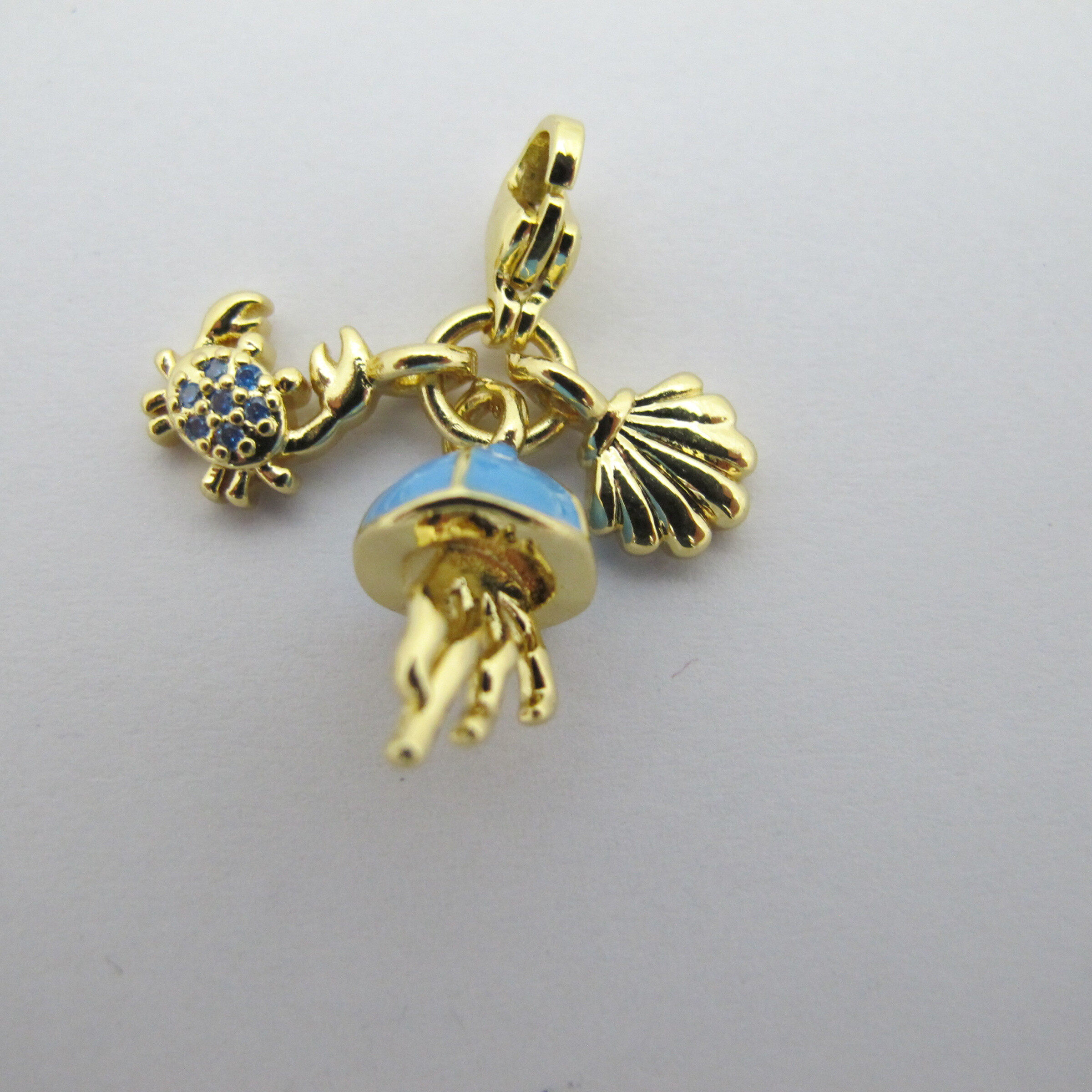 Mayorista PERLES BLEUES - Charms en latón dorado con oro fino