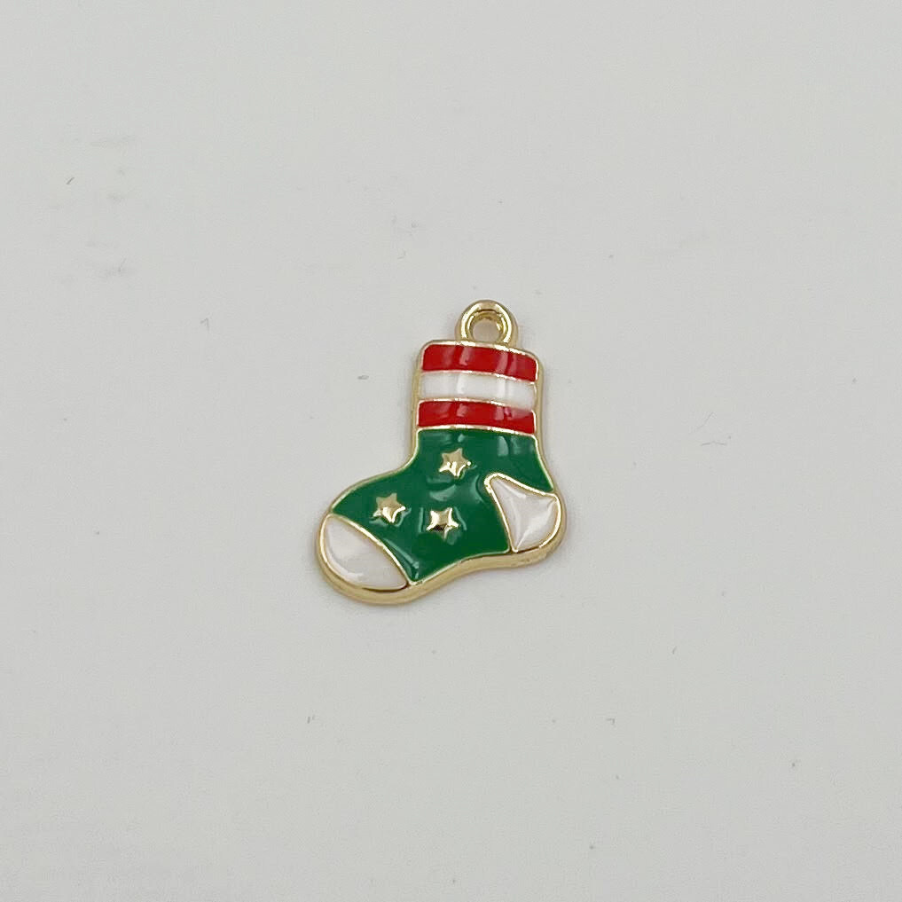 Wholesaler PERLES BLEUES - 20 Pcs of Sequins Enamel Christmas Socks in Zamak