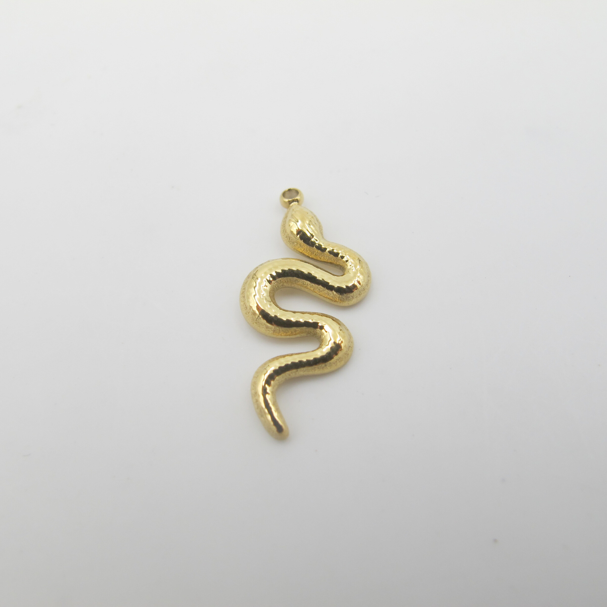 Wholesaler PERLES BLEUES - 5 pcs pendant stainless steel snakes