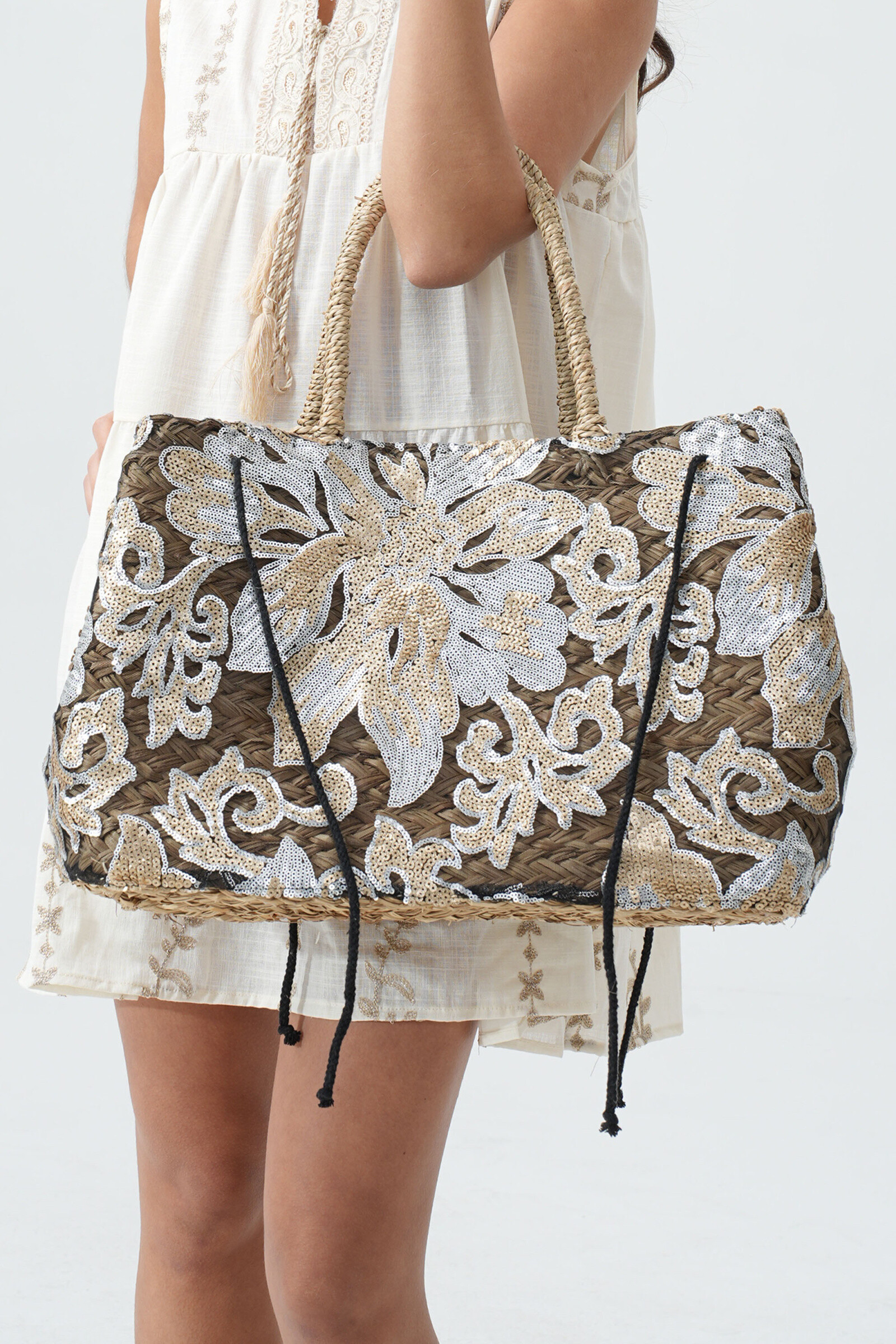 Wholesaler Phanie Mode (Phanie accessories) - Shibble in straw with sequins lace