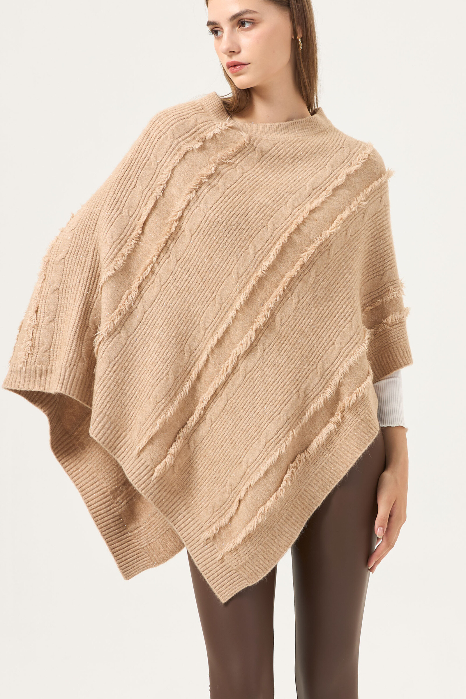 Grossiste Phanie Mode (Phanie accessories) - PONCHO