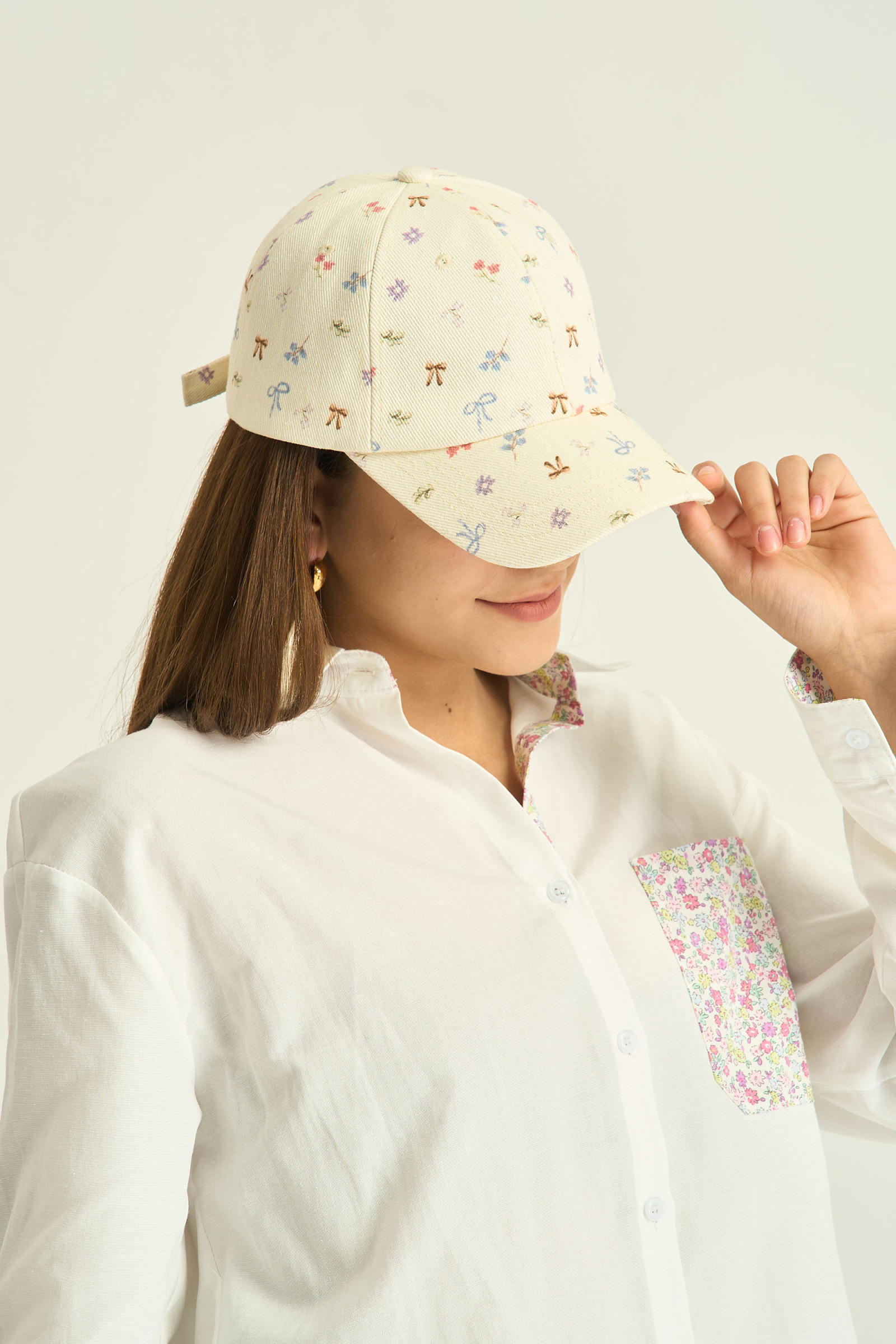 Großhändler Phanie Mode (Phanie accessories) - Kappe mit Schleifen- und Blumenmuster
