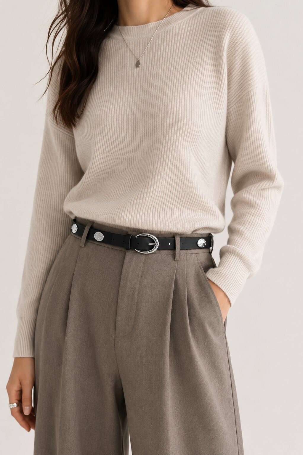 Mayorista Phanie Mode (Phanie accessories) - Cinturón con grandes tachuelas doradas – Estilo audaz y chic
