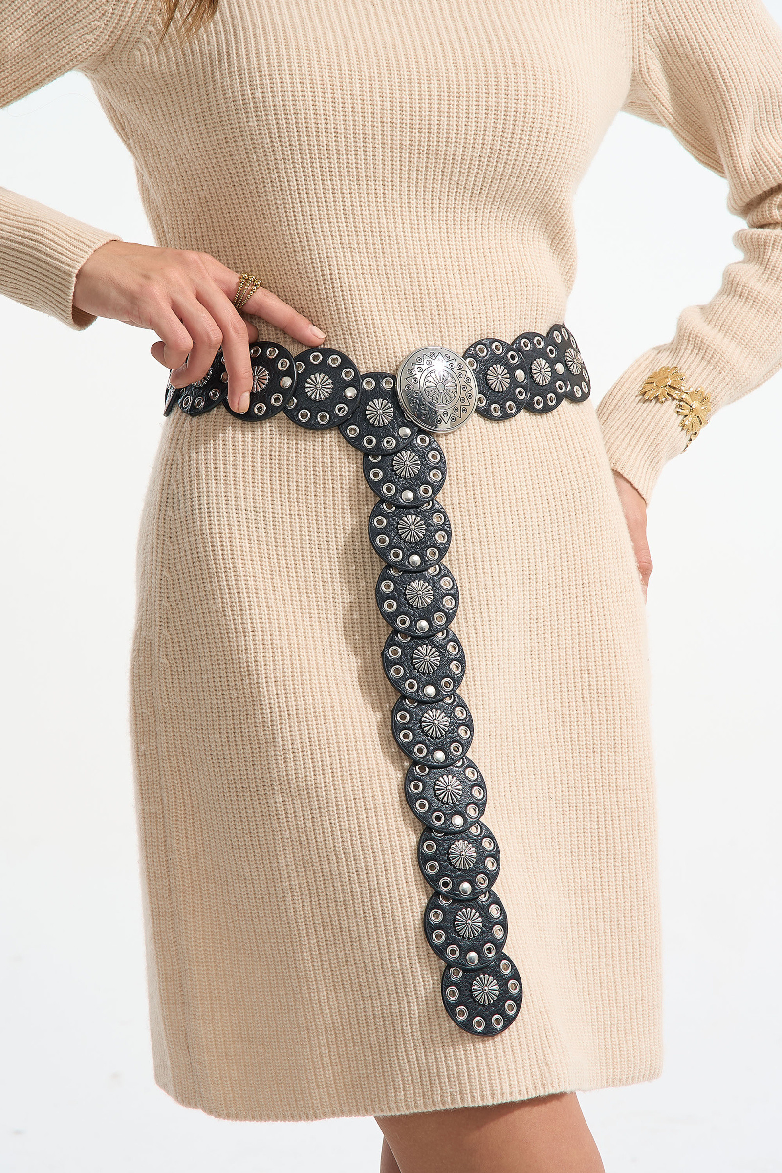 Grossiste Phanie Mode (Phanie accessories) - Ceinture western ajourée à boucle concho