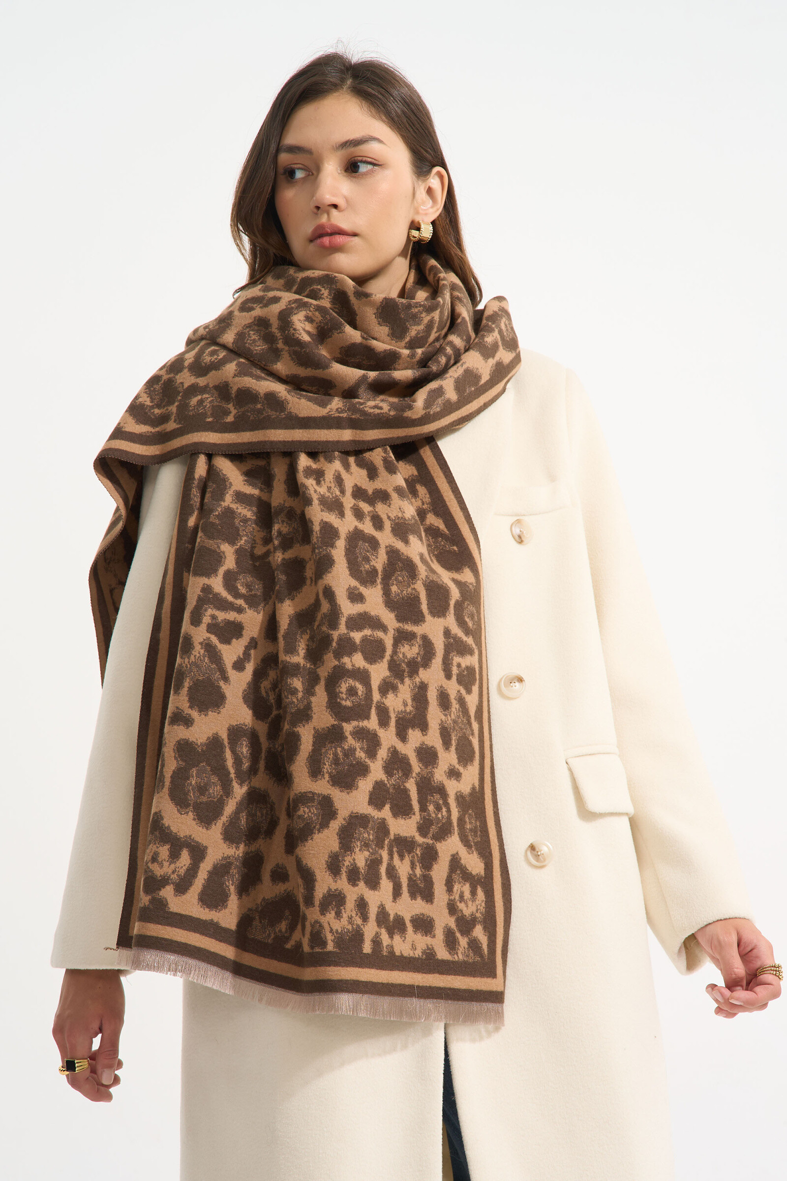 Großhändler Phanie Mode (Phanie accessories) - Jacquard-Schal mit Leopardenmuster