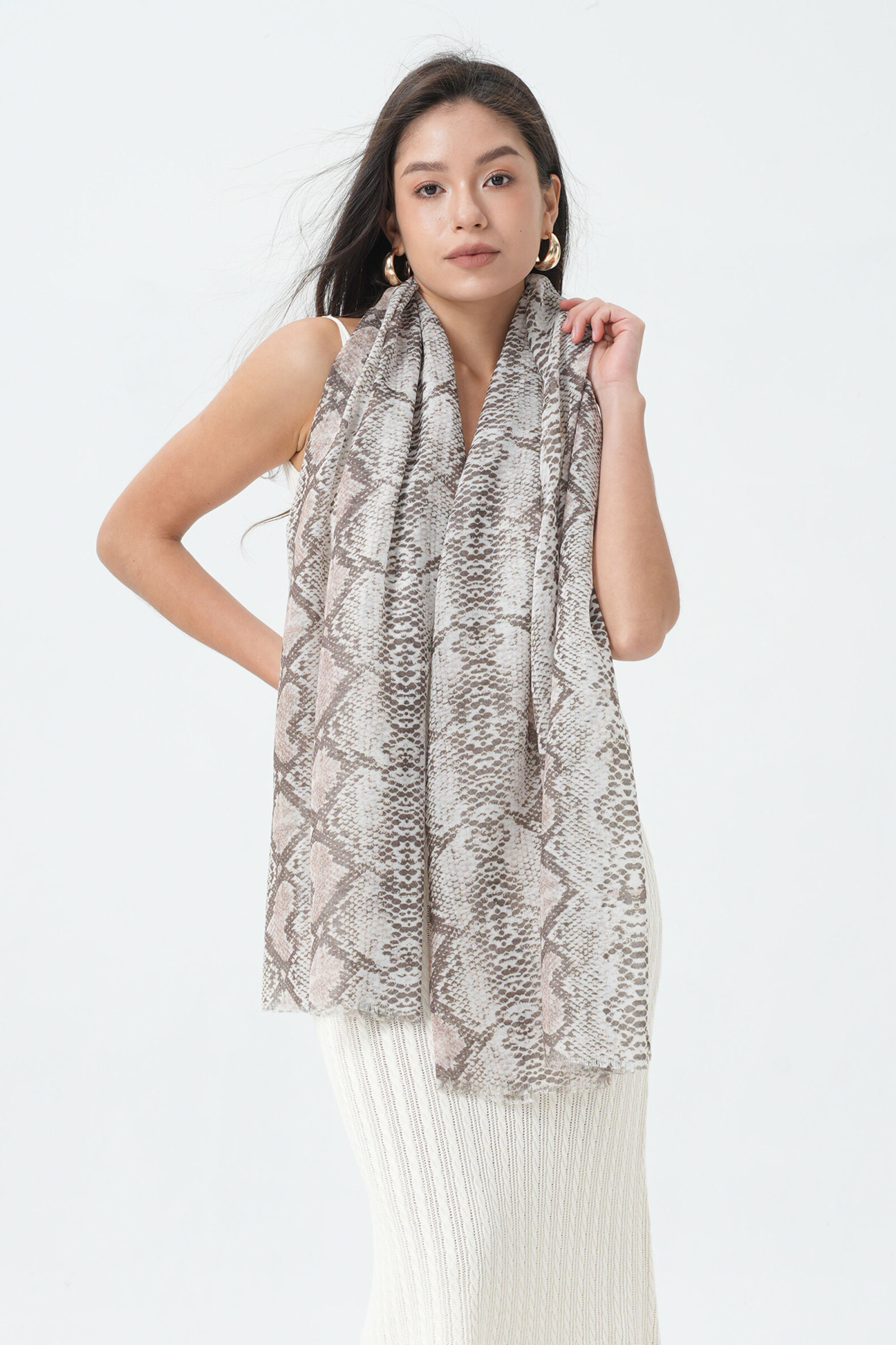 Wholesaler Phanie Mode (Phanie accessories) - Python snake printed scarf