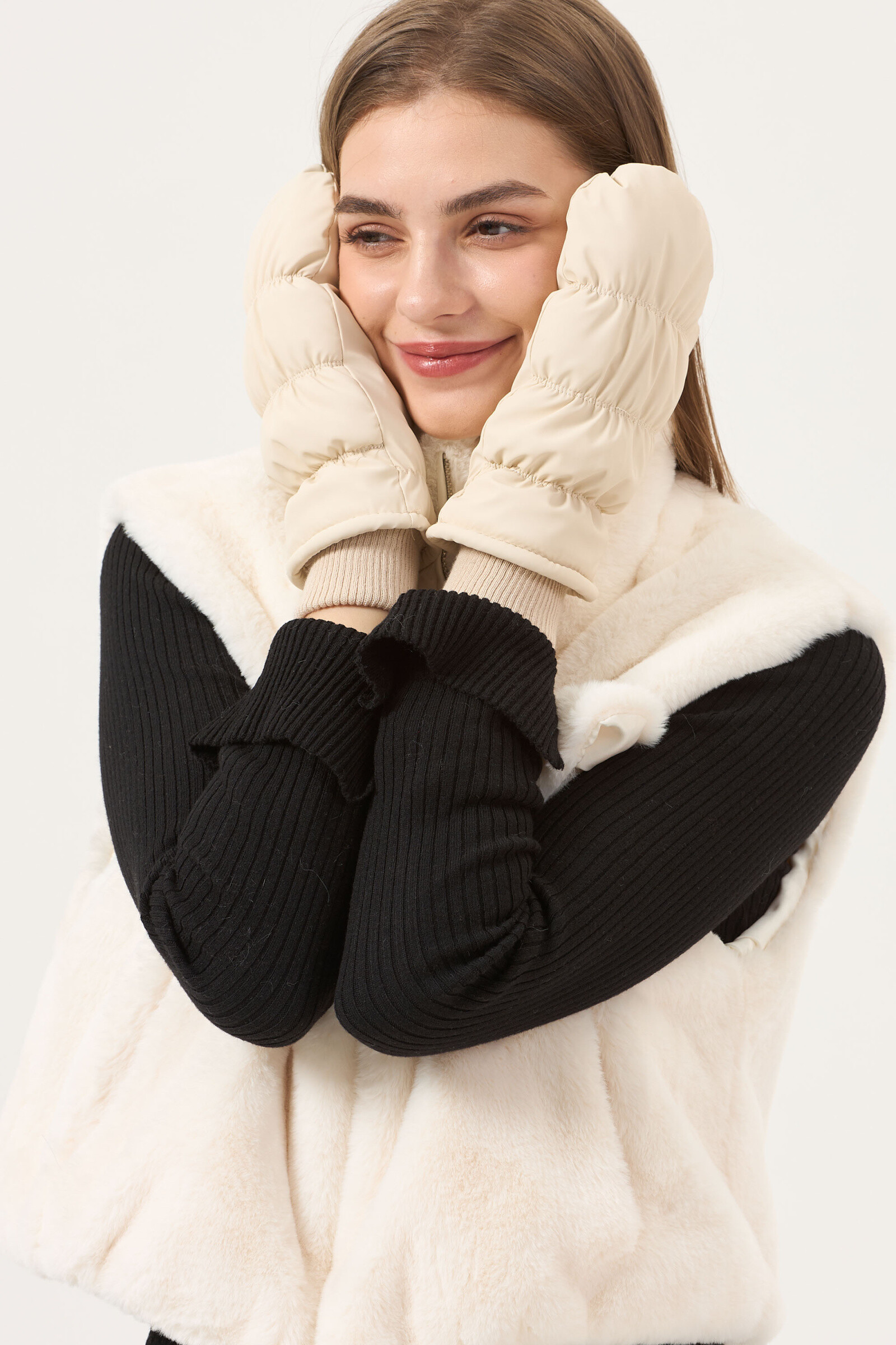 Großhändler Phanie Mode (Phanie accessories) - Gesteppte Fäustlinge