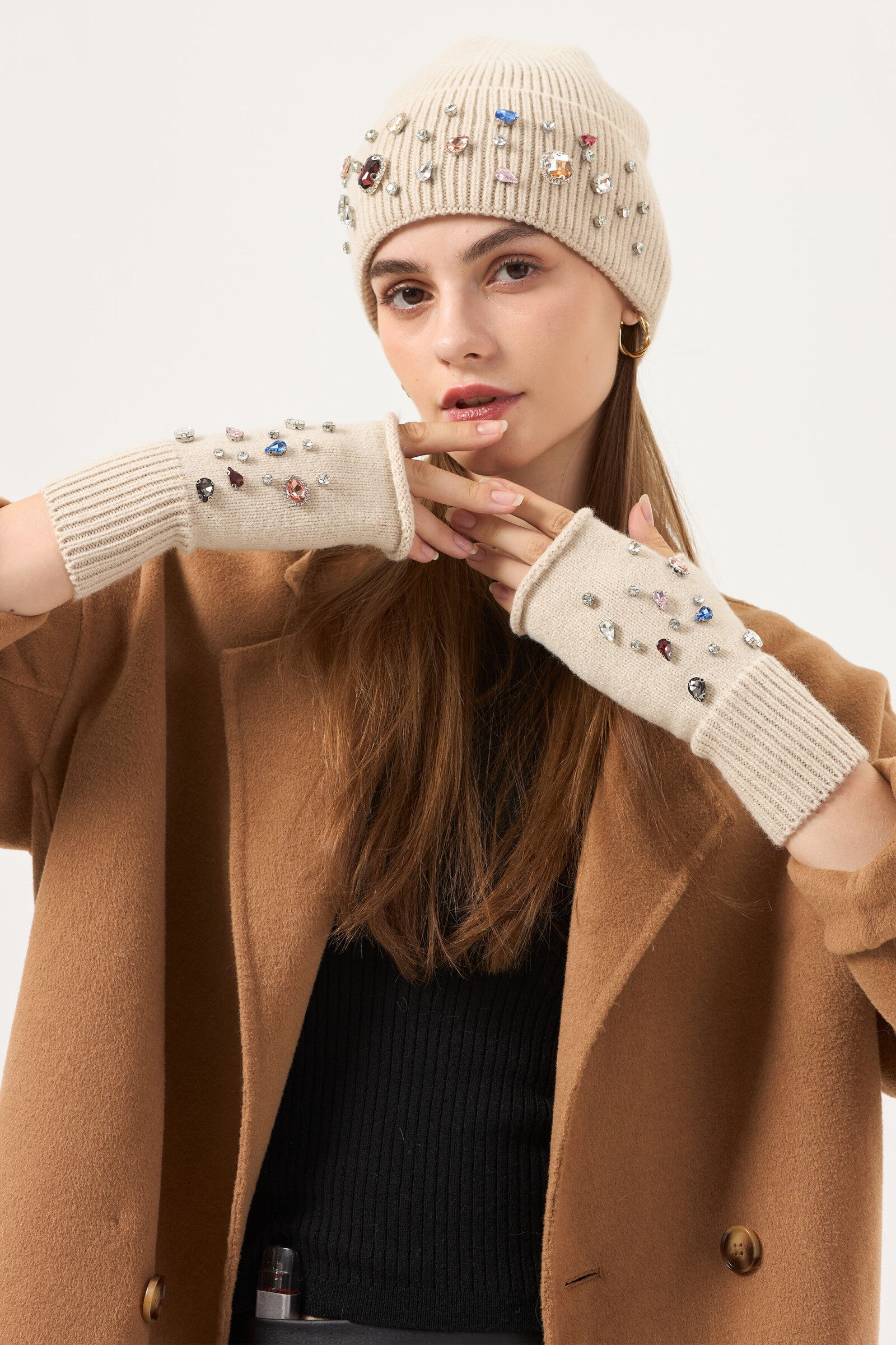 Großhändler Phanie Mode (Phanie accessories) - Fäustlinge mit Strasssteinen und kleinen Steinornamenten